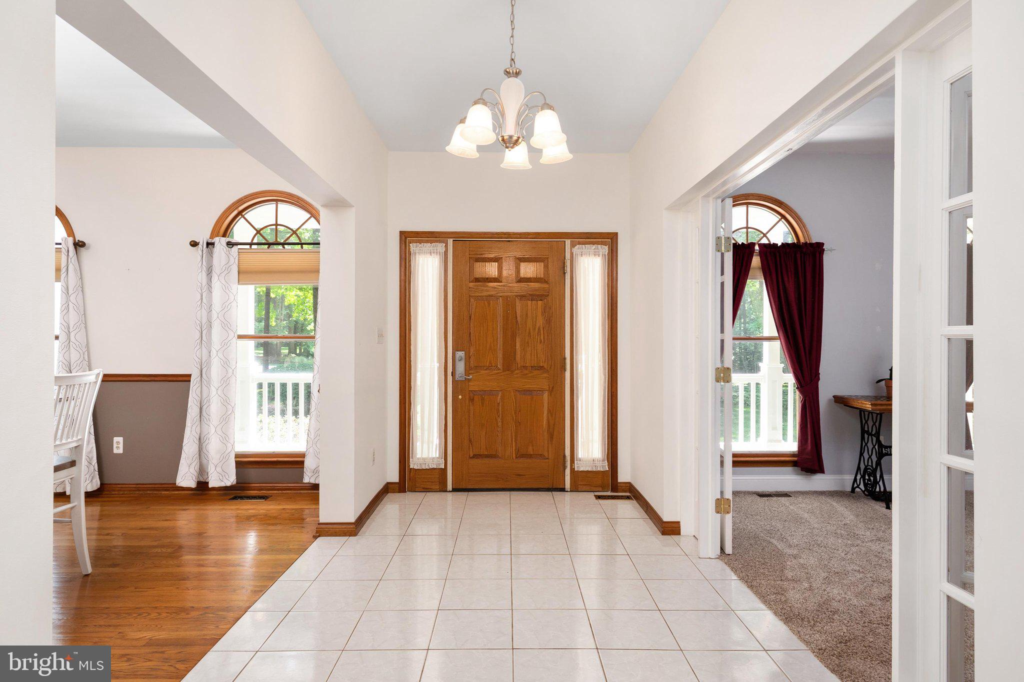 TALL OAKS - Residential