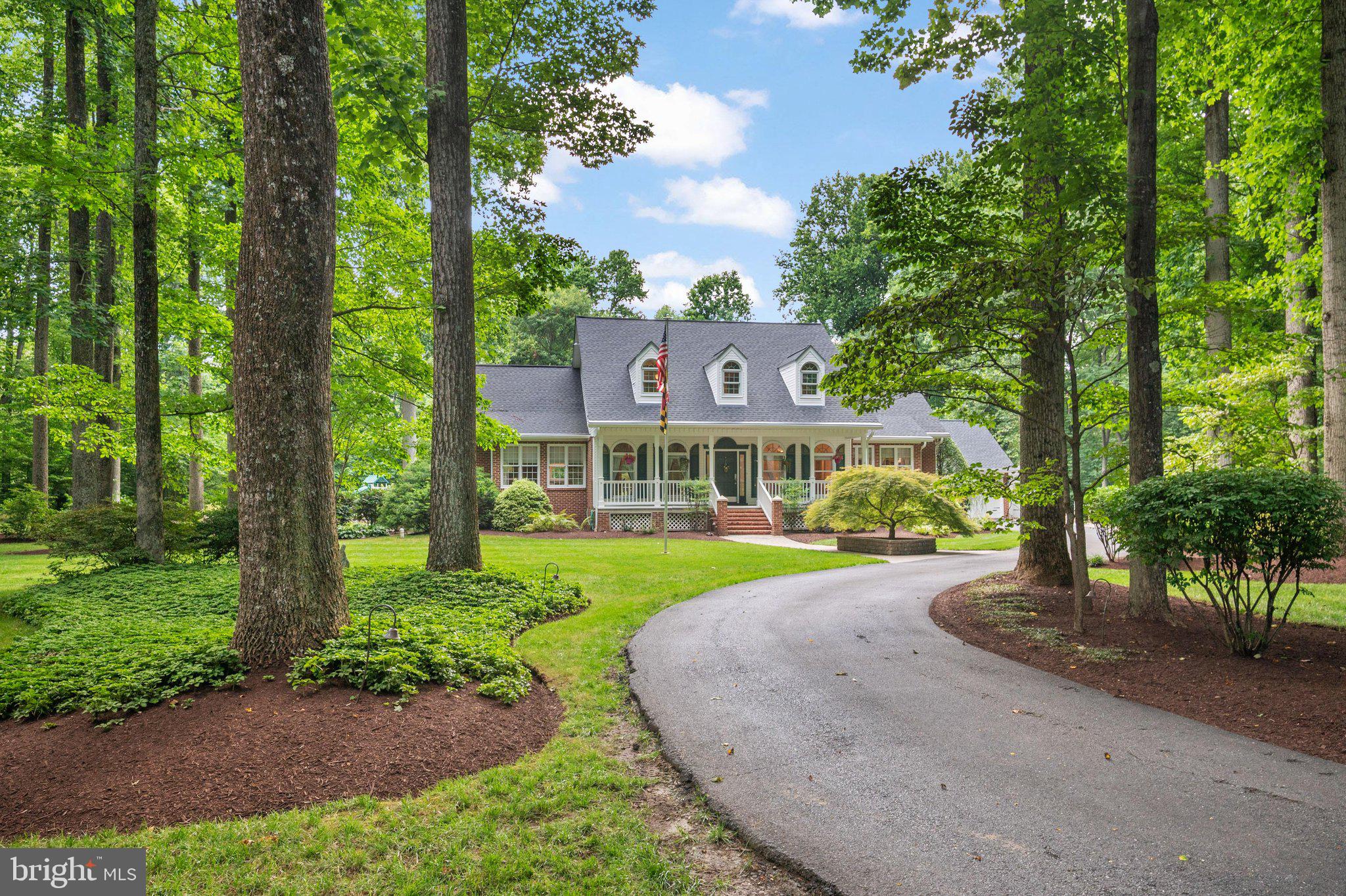 TALL OAKS - Residential