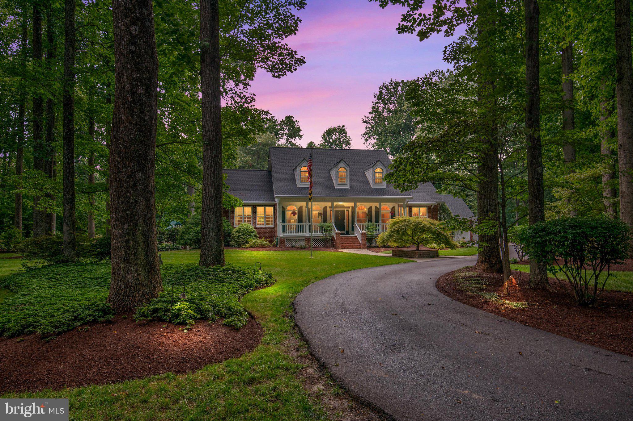 TALL OAKS - Residential