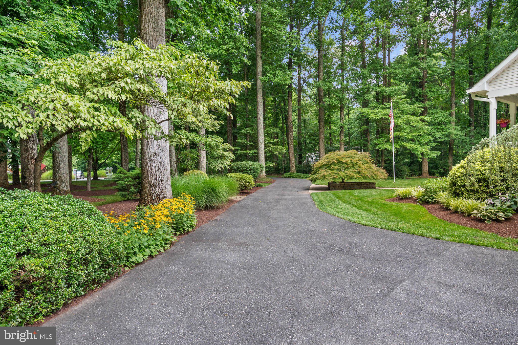 TALL OAKS - Residential