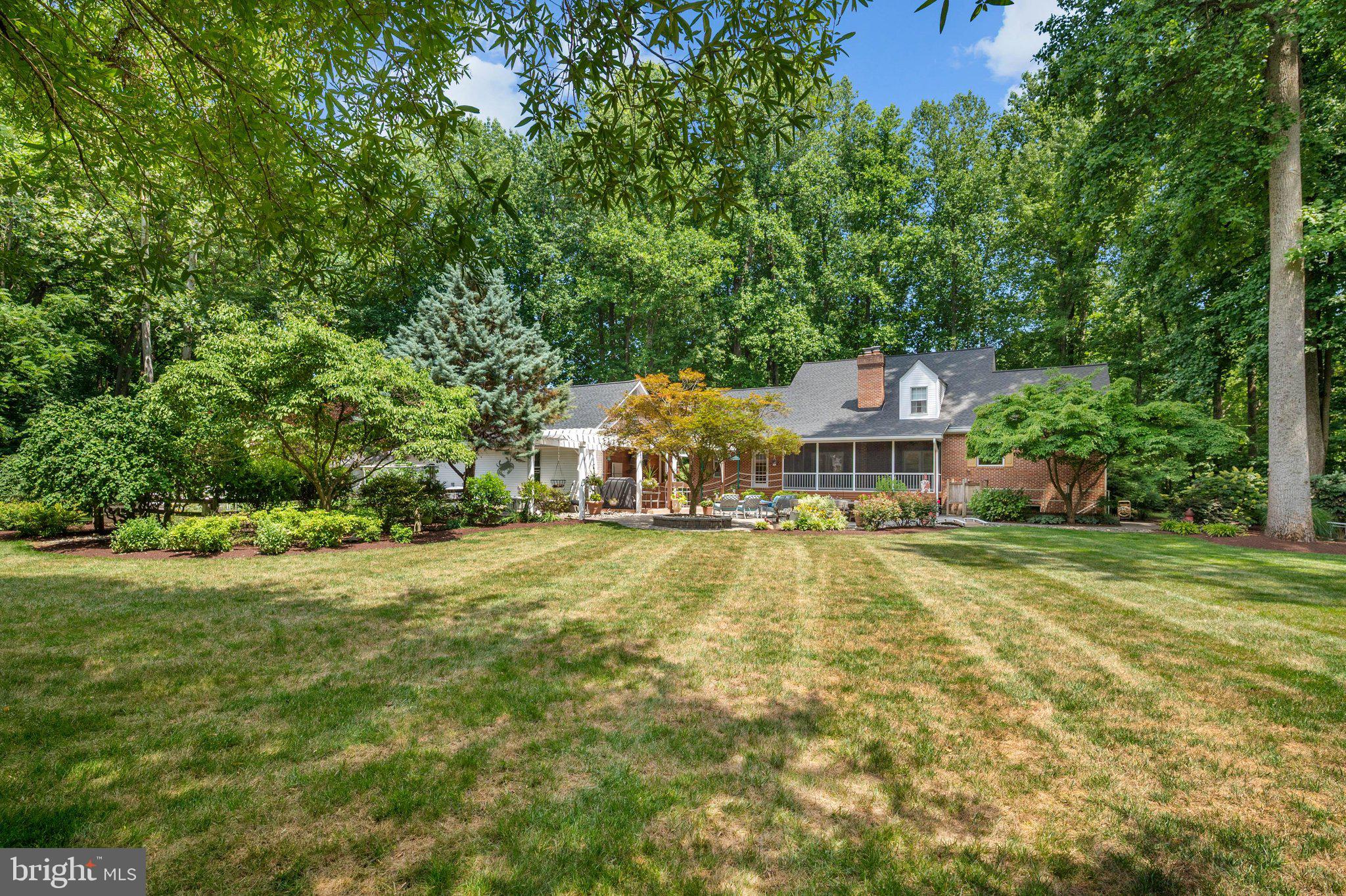 TALL OAKS - Residential