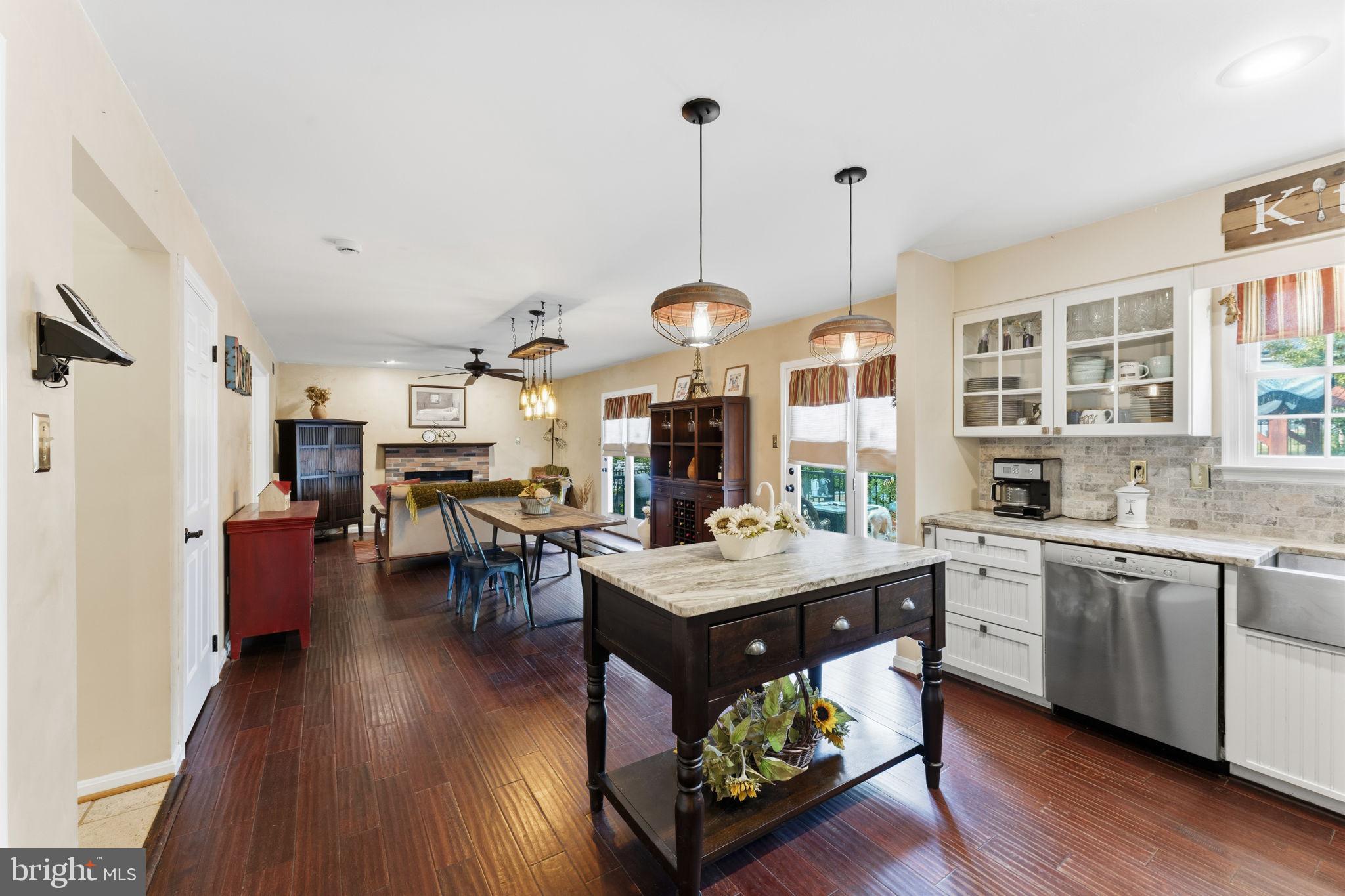 BRENDON VILLAGE - Residential