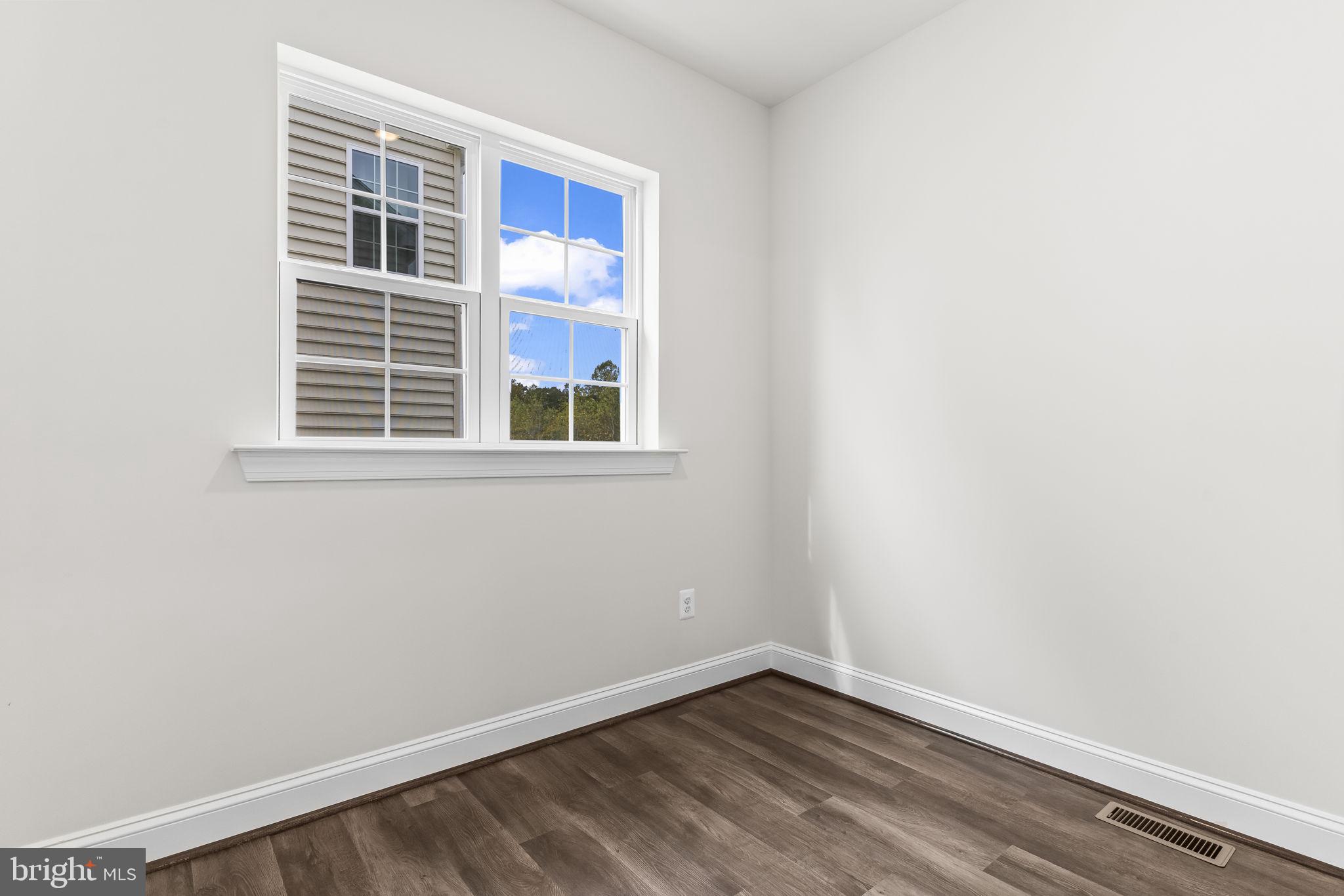 MEADOWS AT TOWN RUN II - Residential