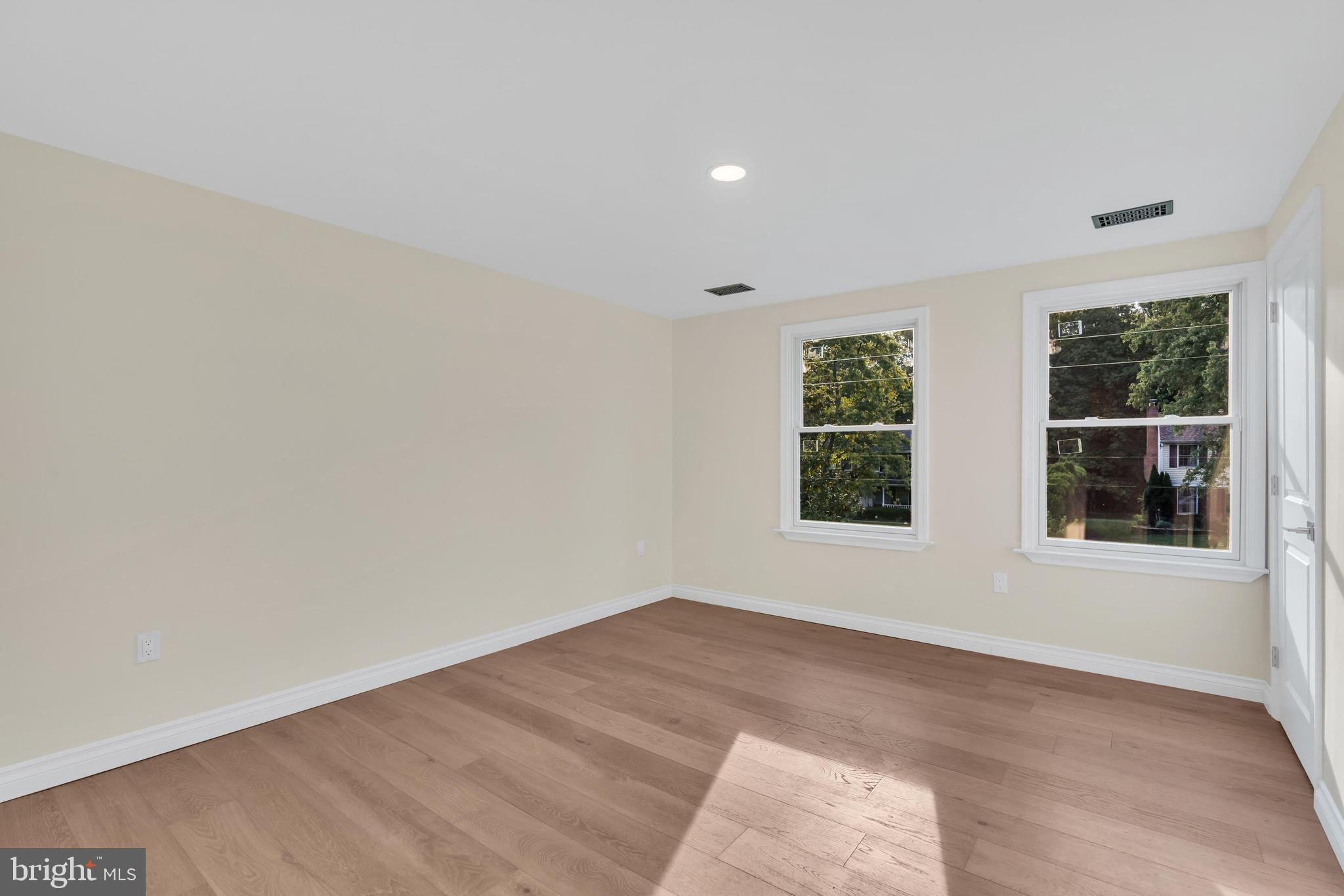 POLO FIELDS - Residential Lease