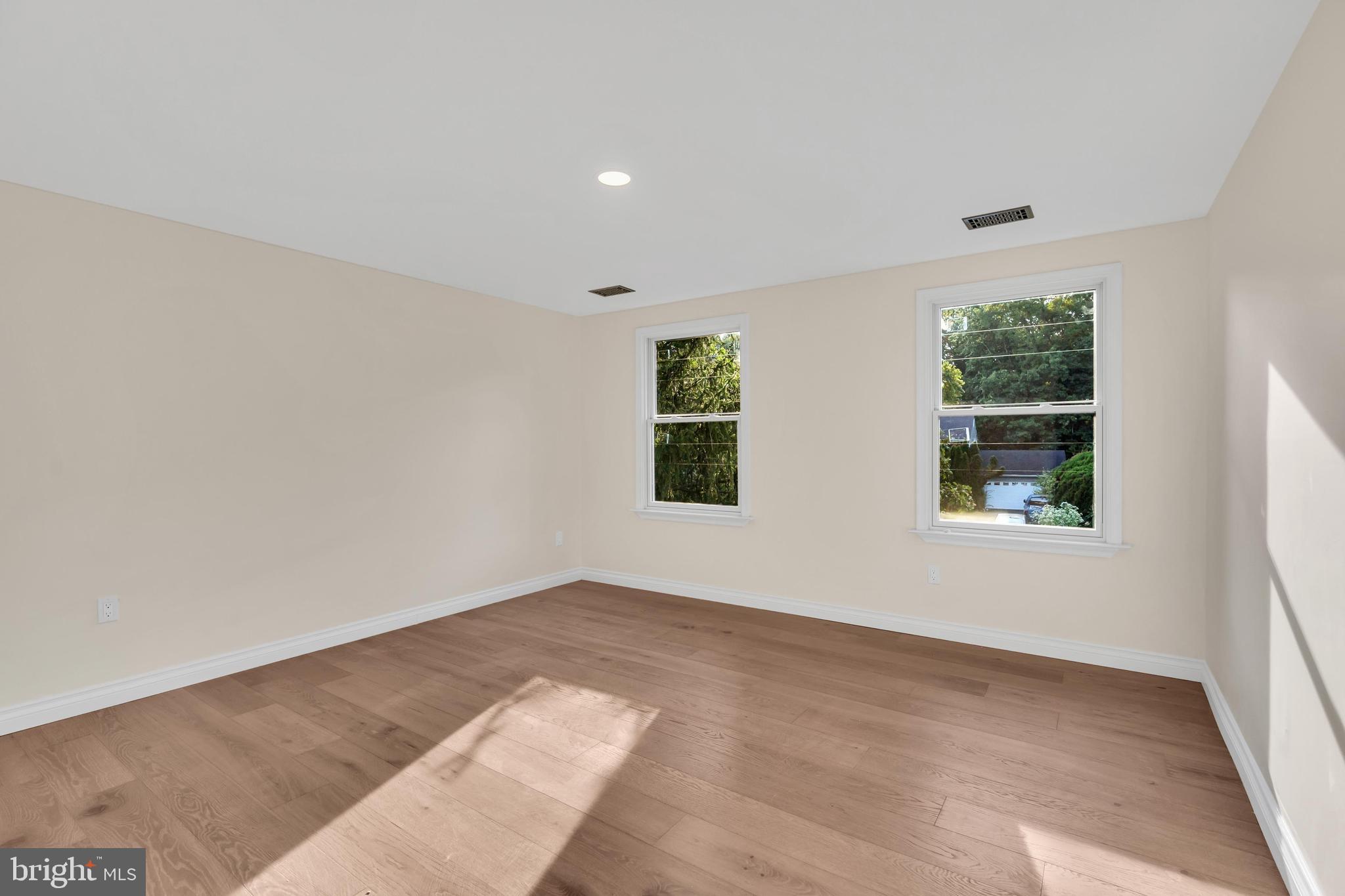 POLO FIELDS - Residential Lease