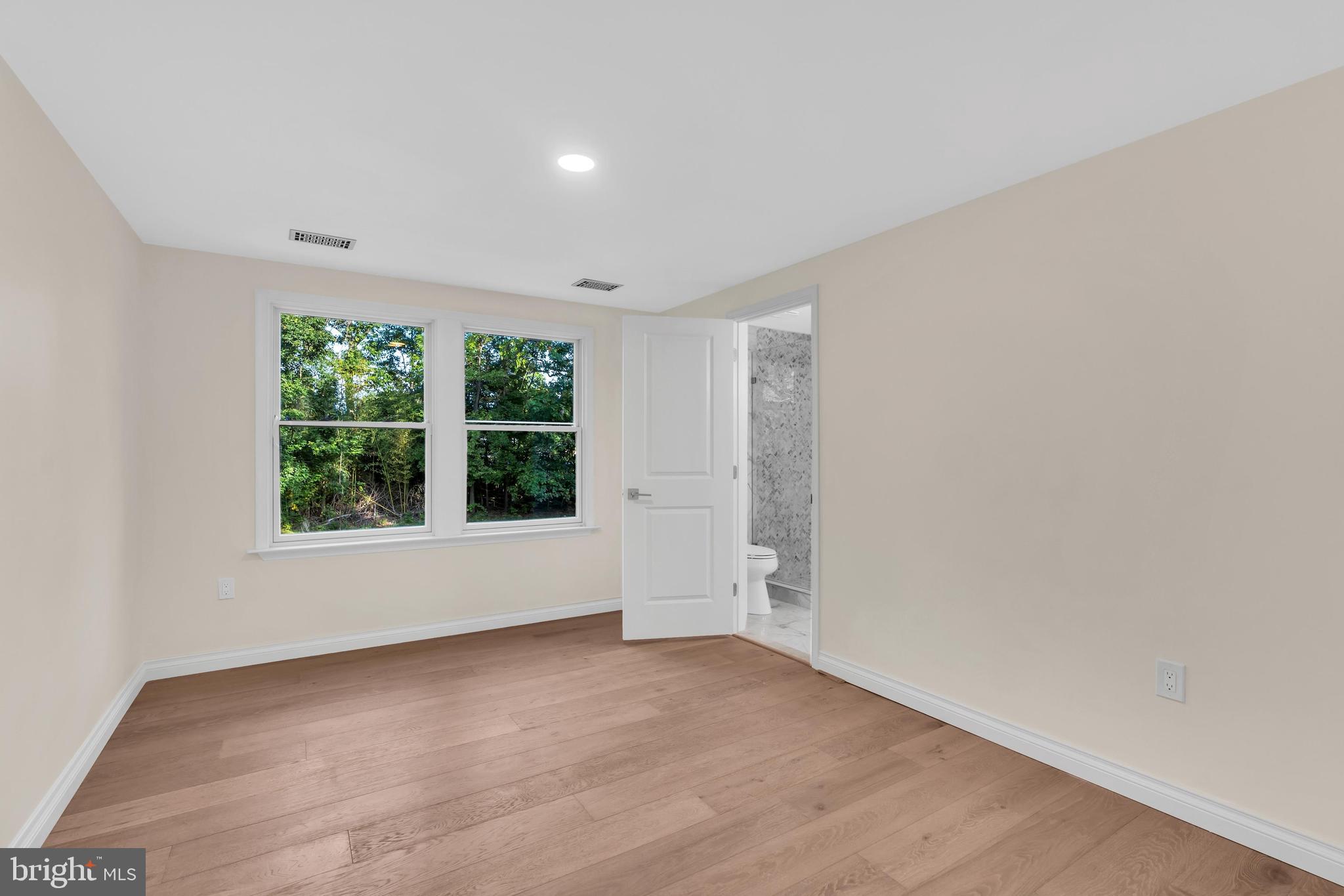 POLO FIELDS - Residential Lease