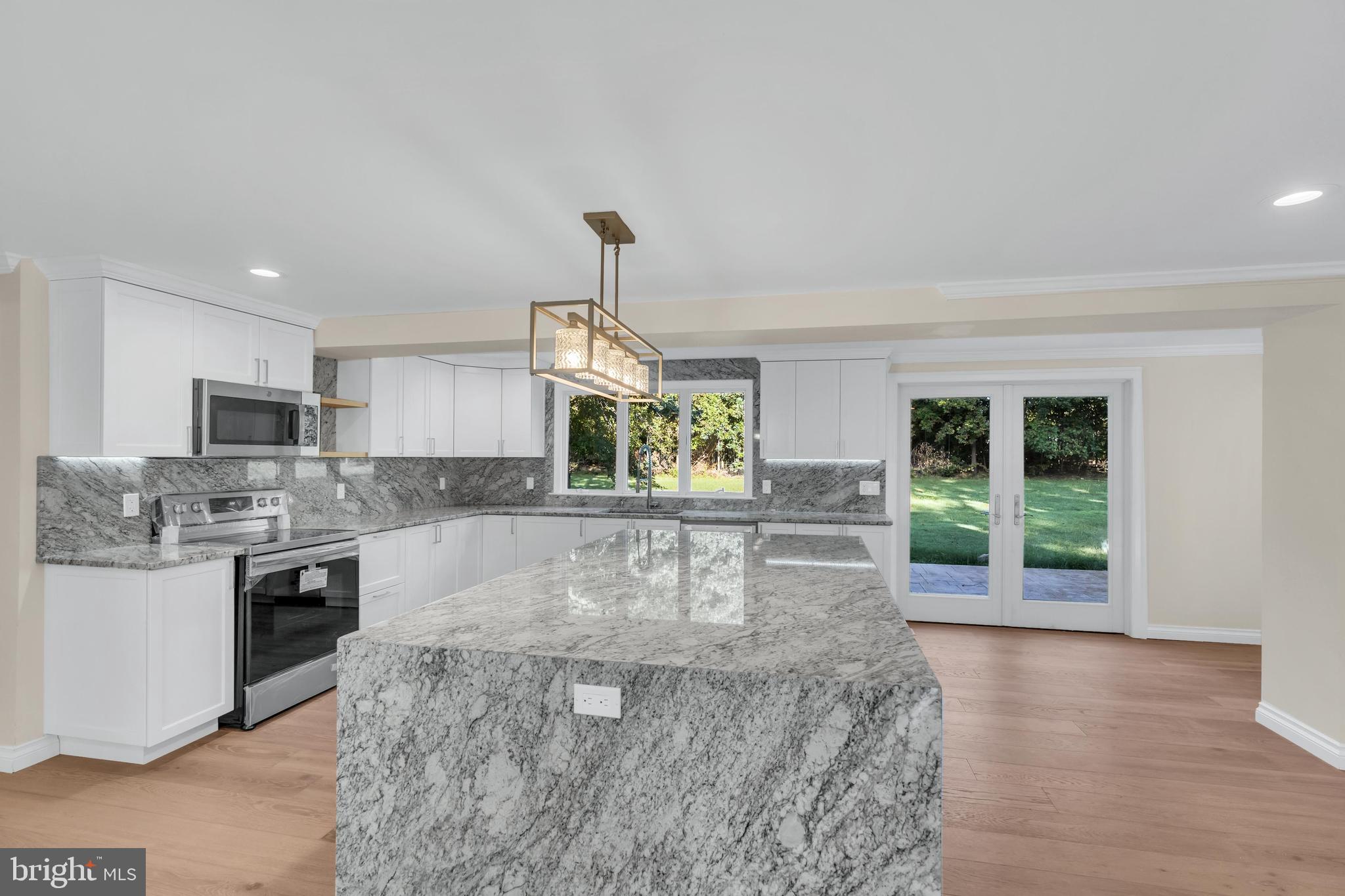 POLO FIELDS - Residential Lease