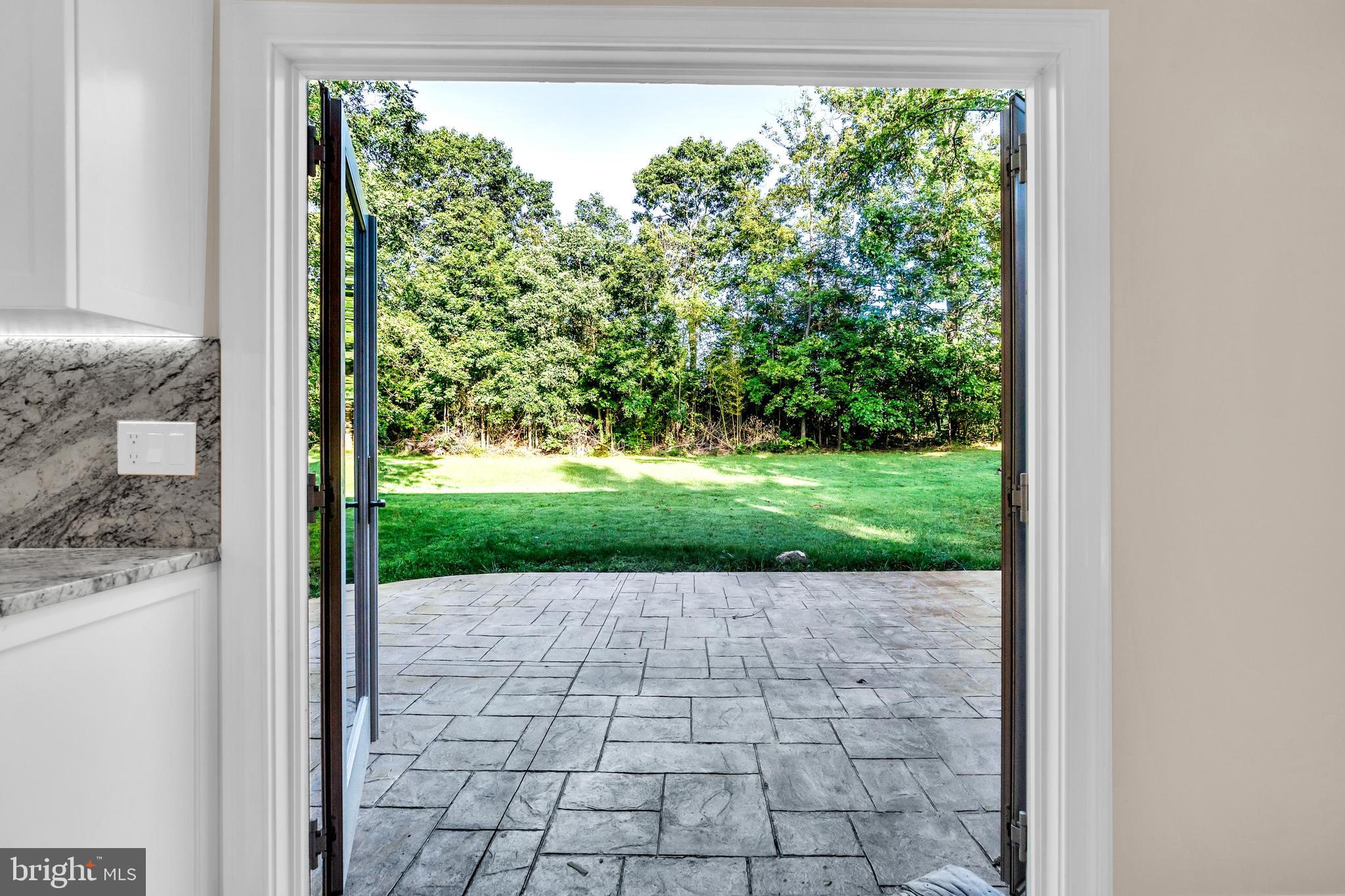 POLO FIELDS - Residential Lease