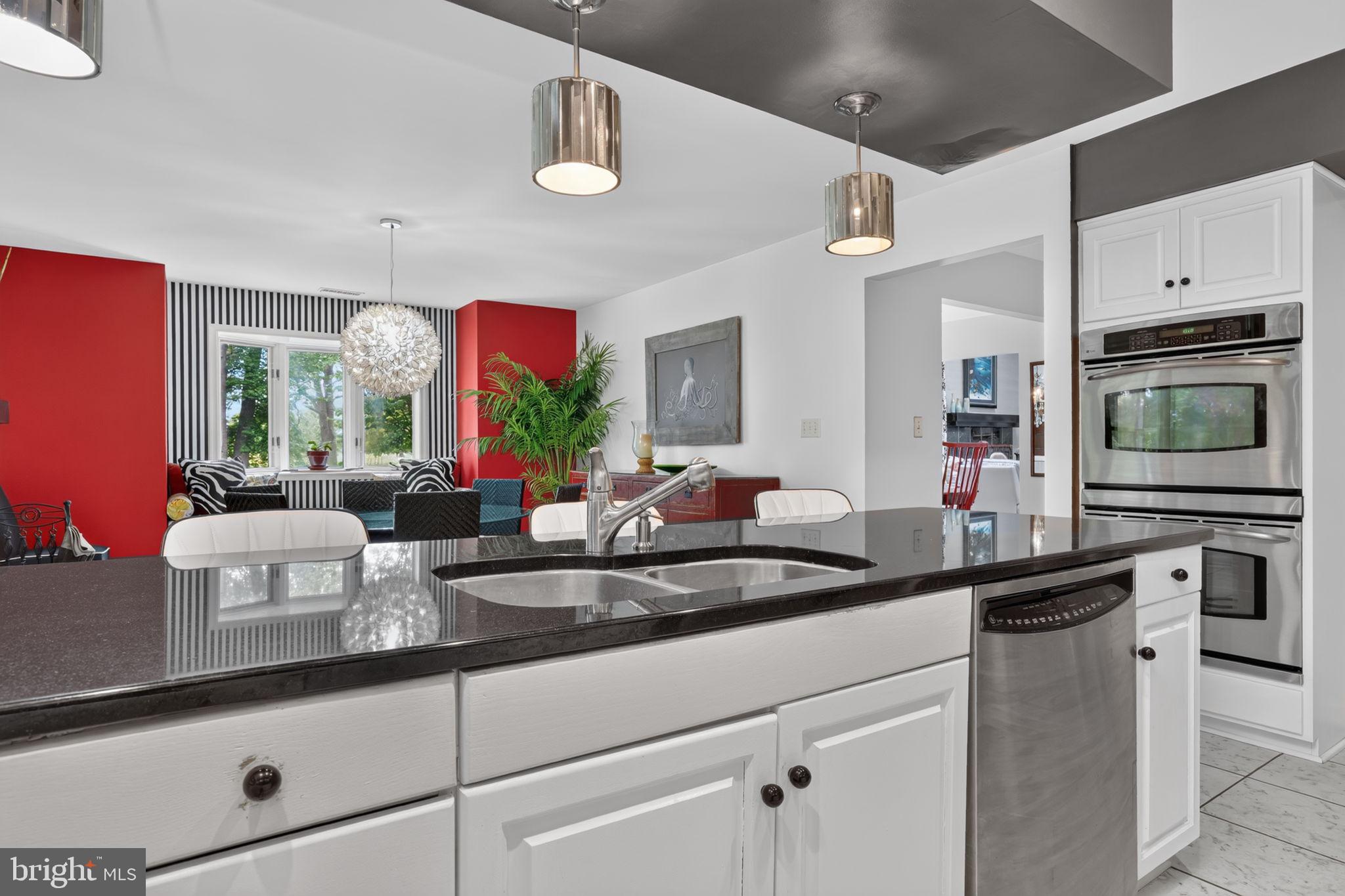 GOLF CLUB SHORES III - Residential