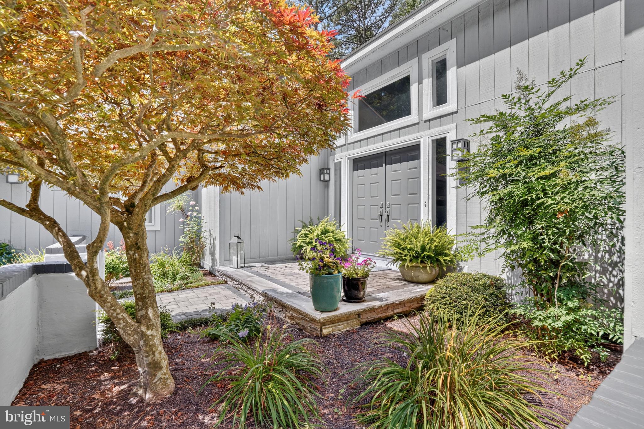 GOLF CLUB SHORES III - Residential