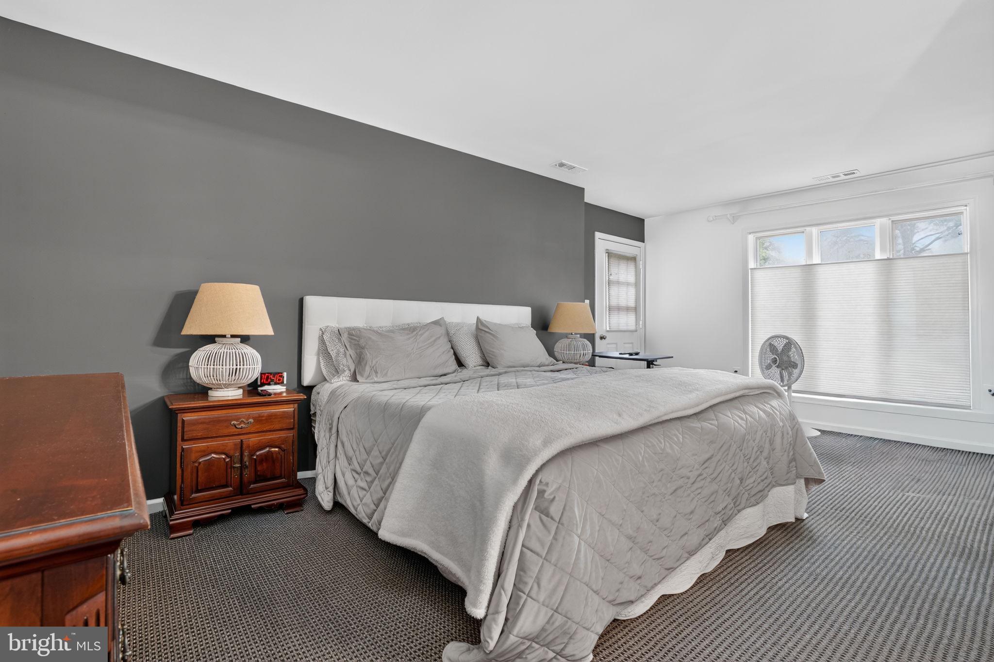 GOLF CLUB SHORES III - Residential