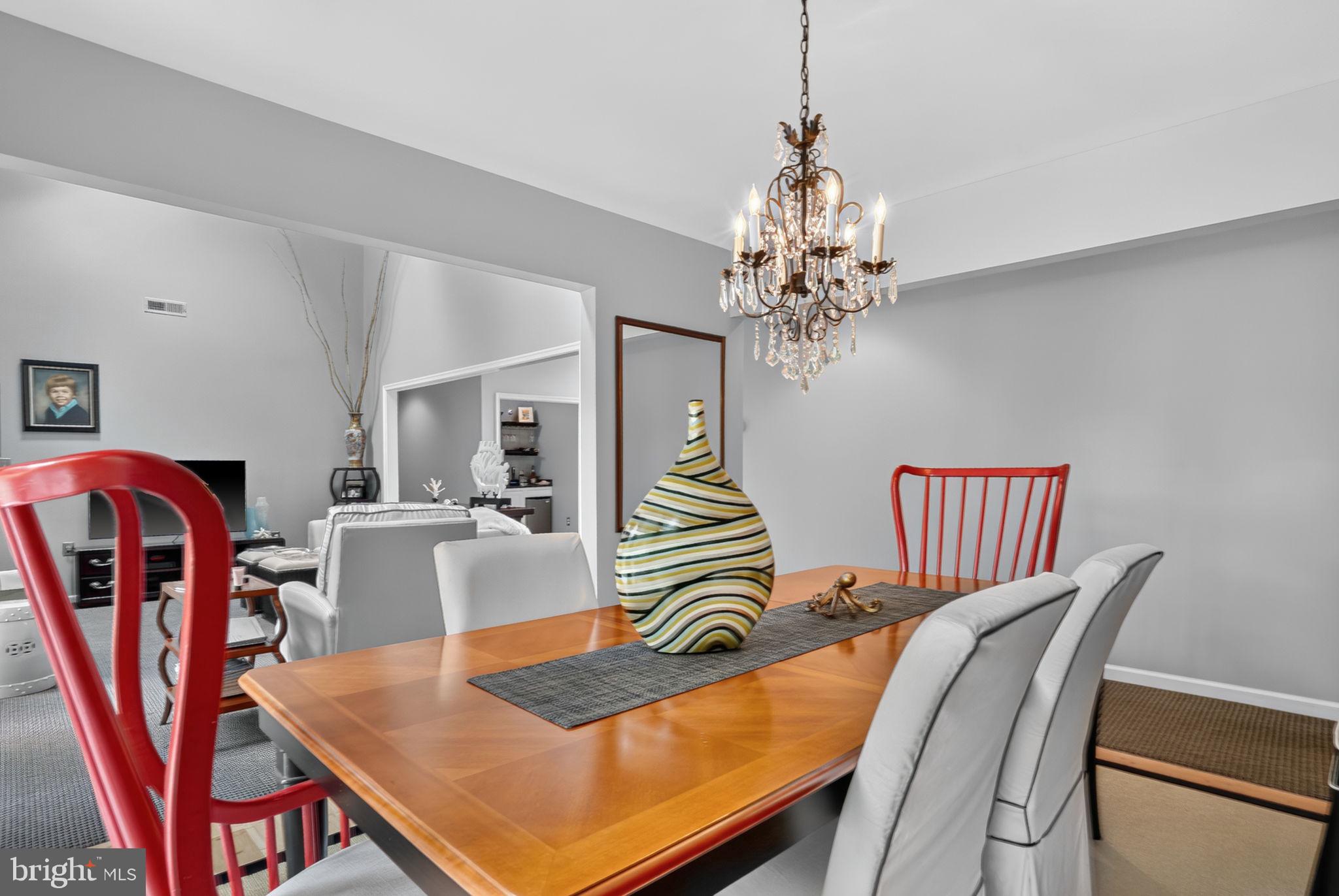 GOLF CLUB SHORES III - Residential