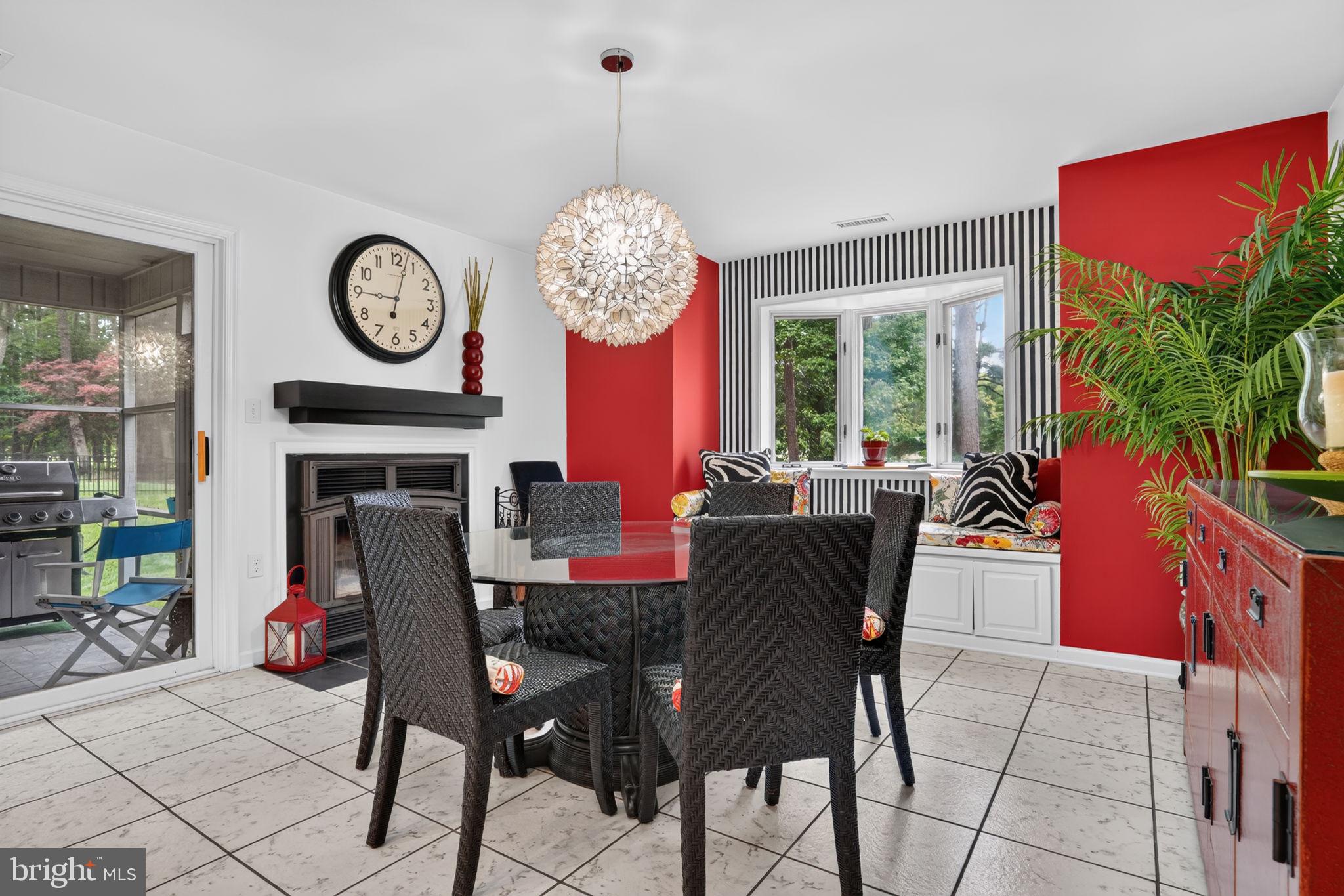 GOLF CLUB SHORES III - Residential