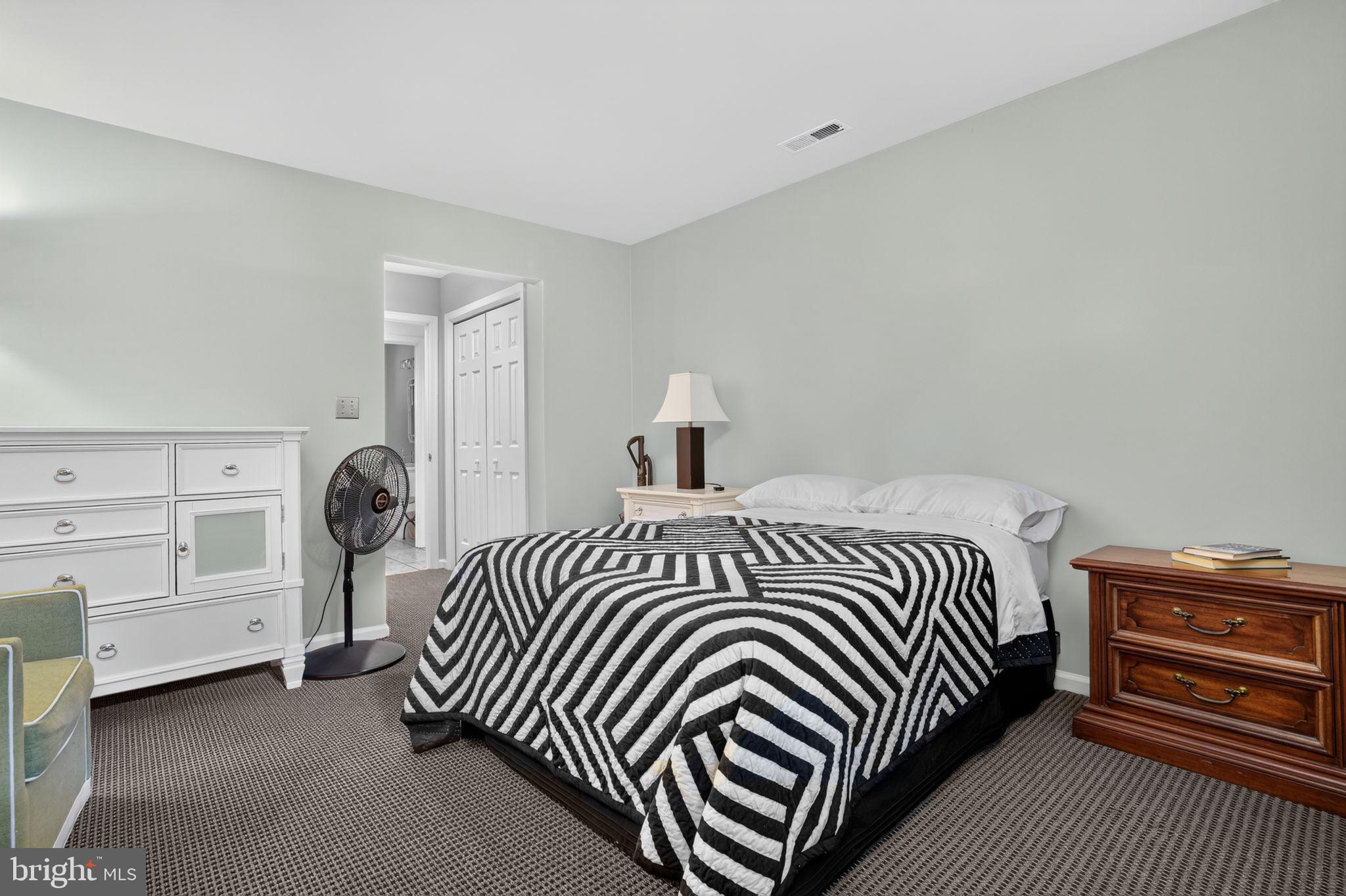 GOLF CLUB SHORES III - Residential