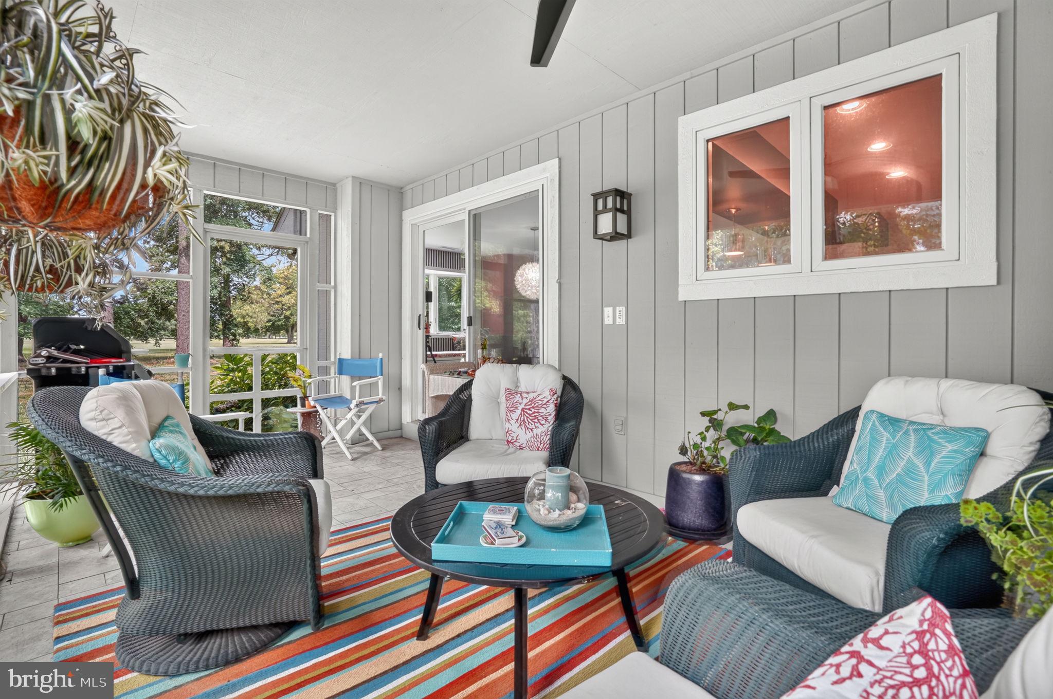 GOLF CLUB SHORES III - Residential