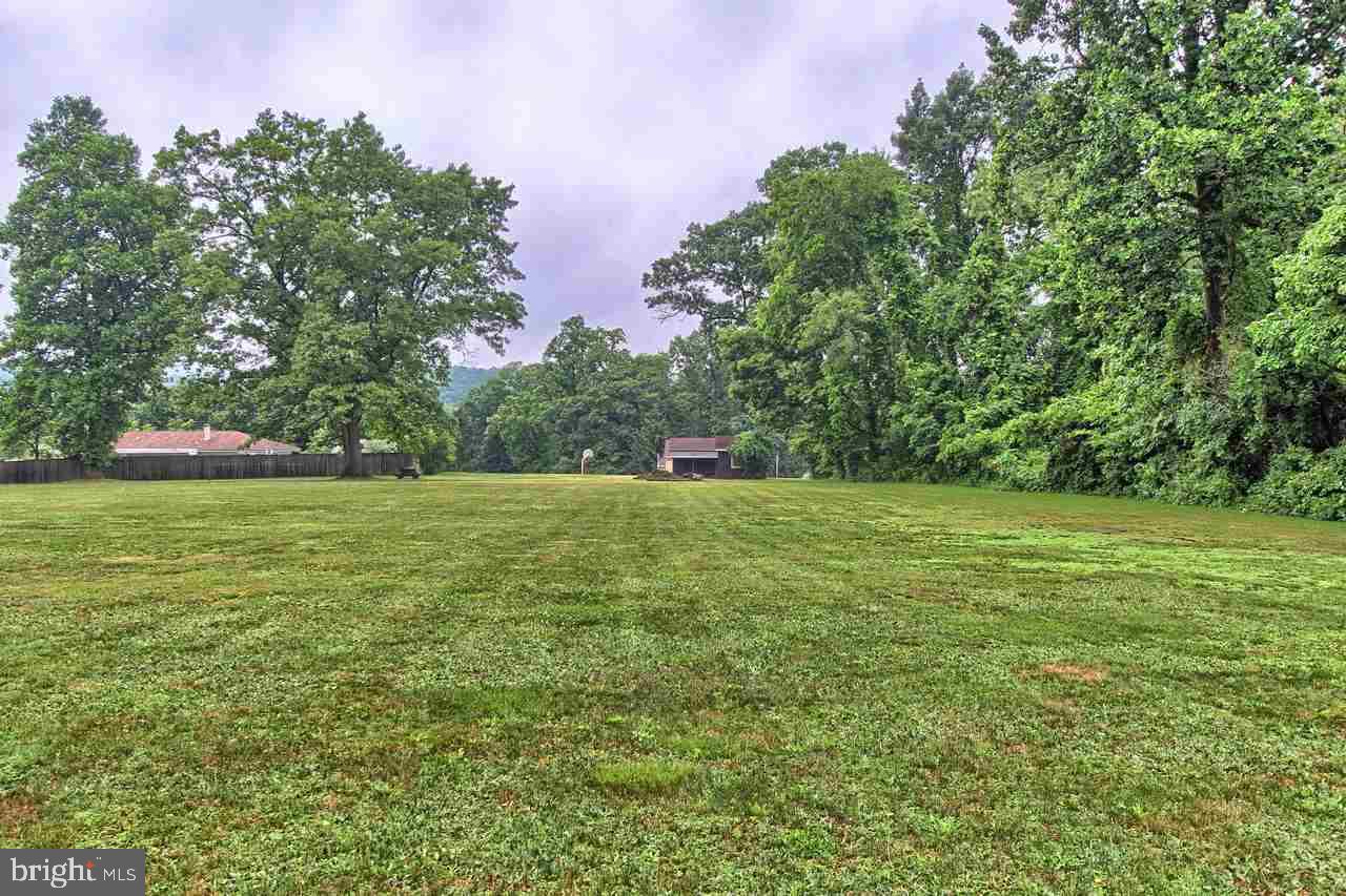 STRINESTOWN - Residential