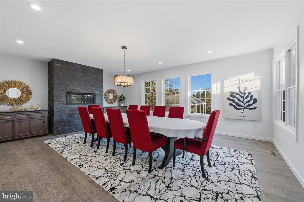 FOX RIDGE FARMS - Residential