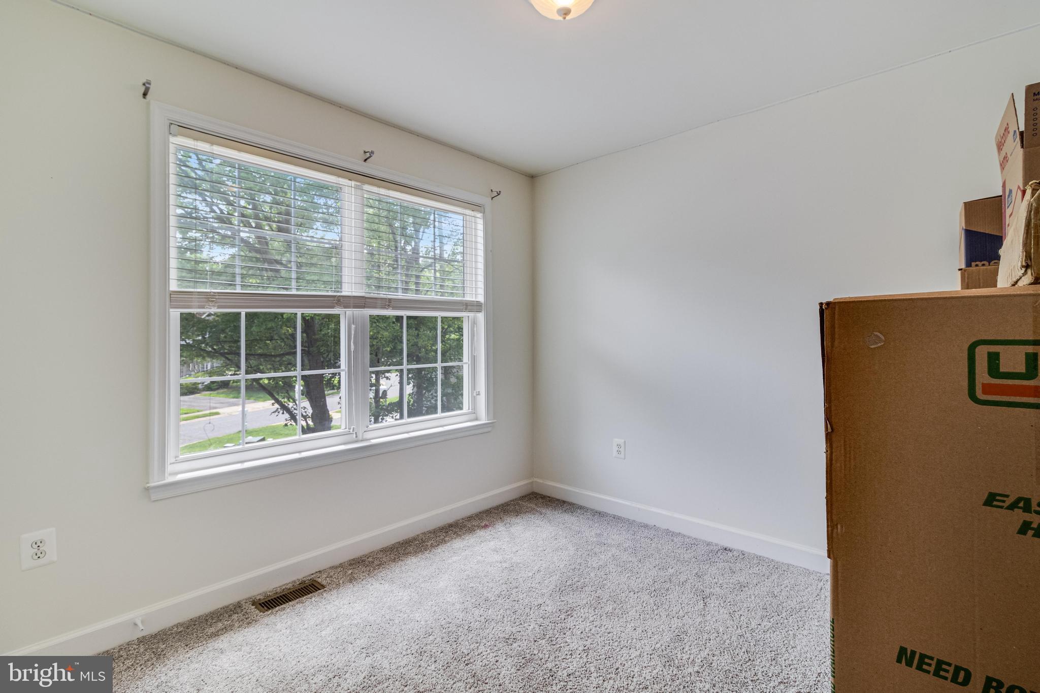 KEDGES STRAIT - Residential