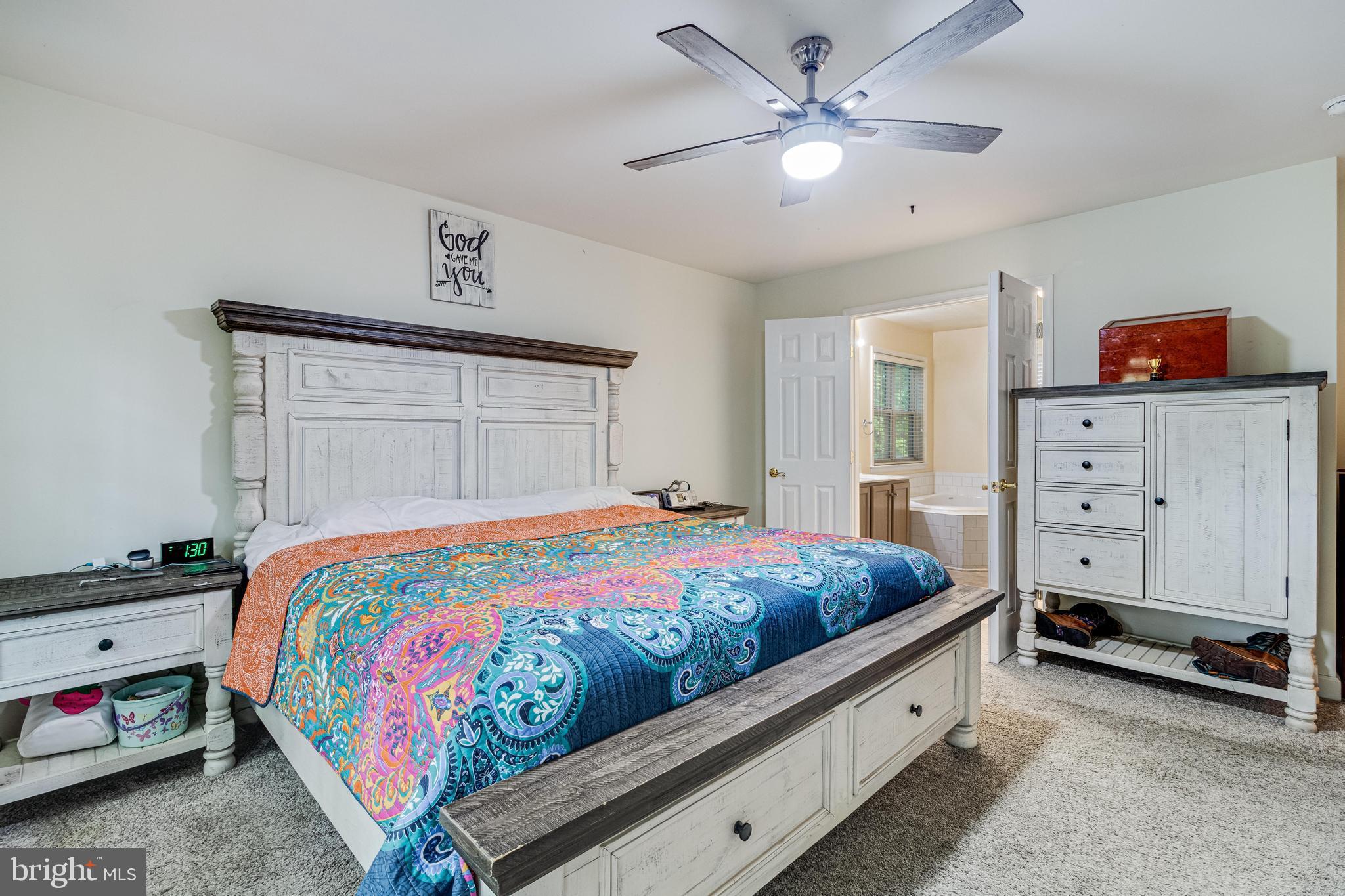 KEDGES STRAIT - Residential