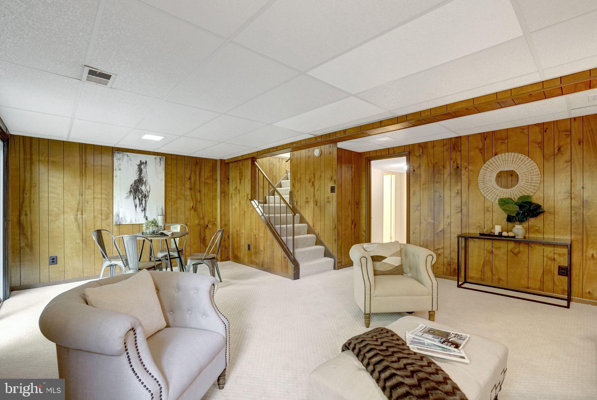 COUNTRY CREEK - Residential