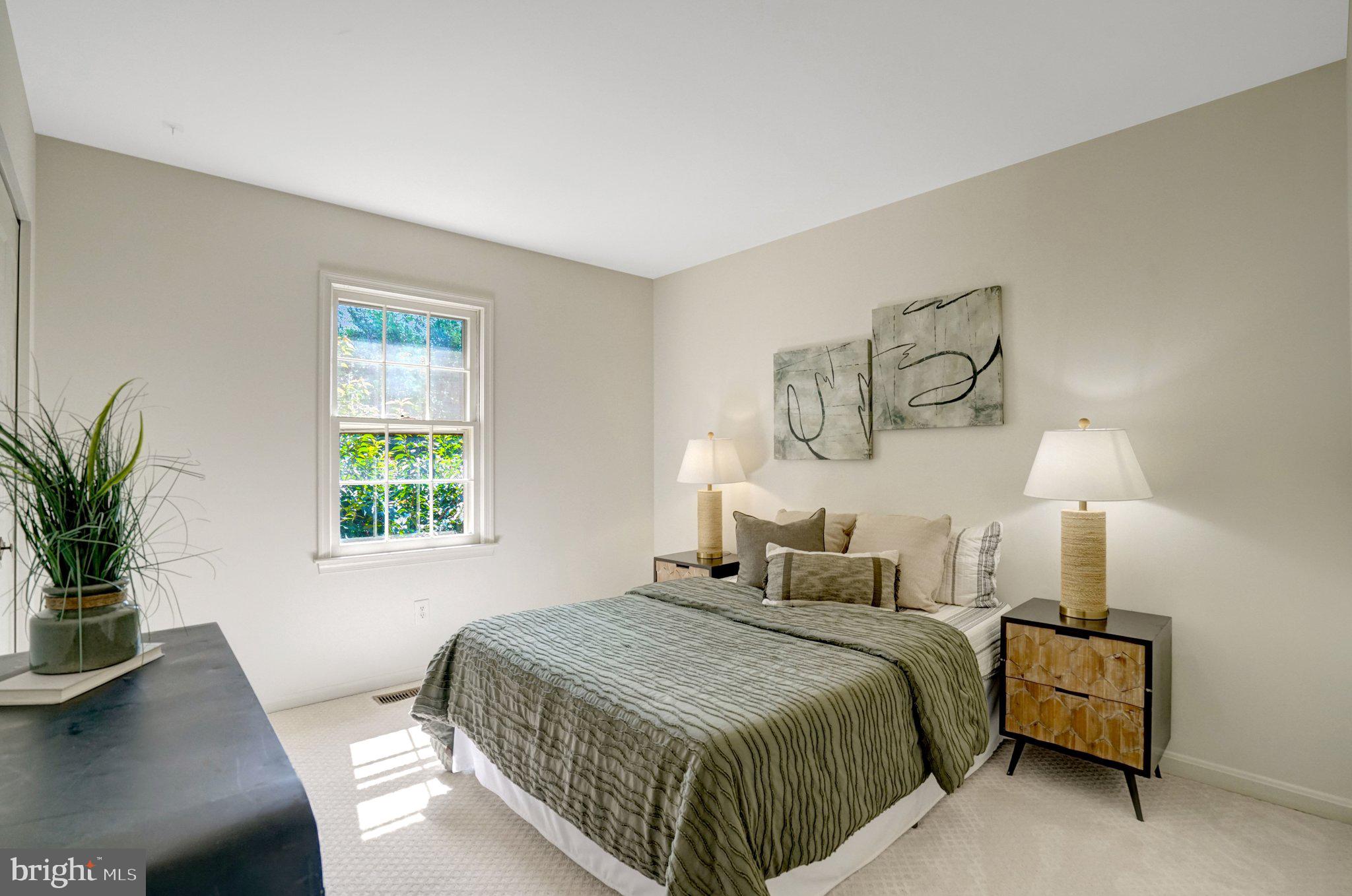 COUNTRY CREEK - Residential