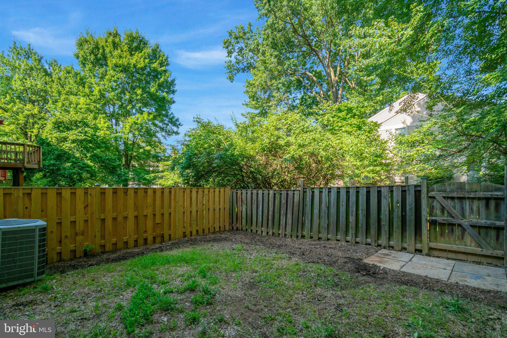 COUNTRY CREEK - Residential