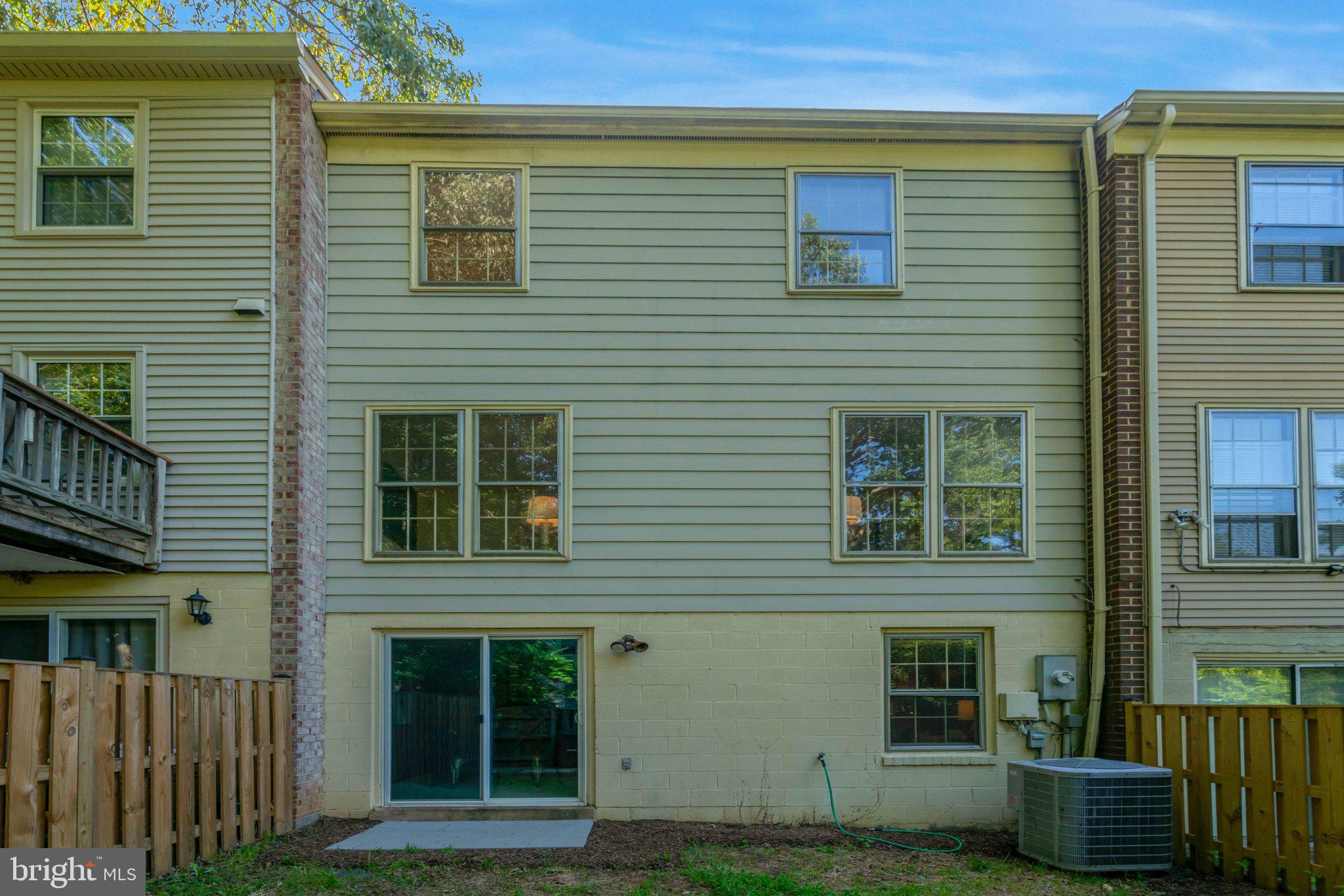 COUNTRY CREEK - Residential