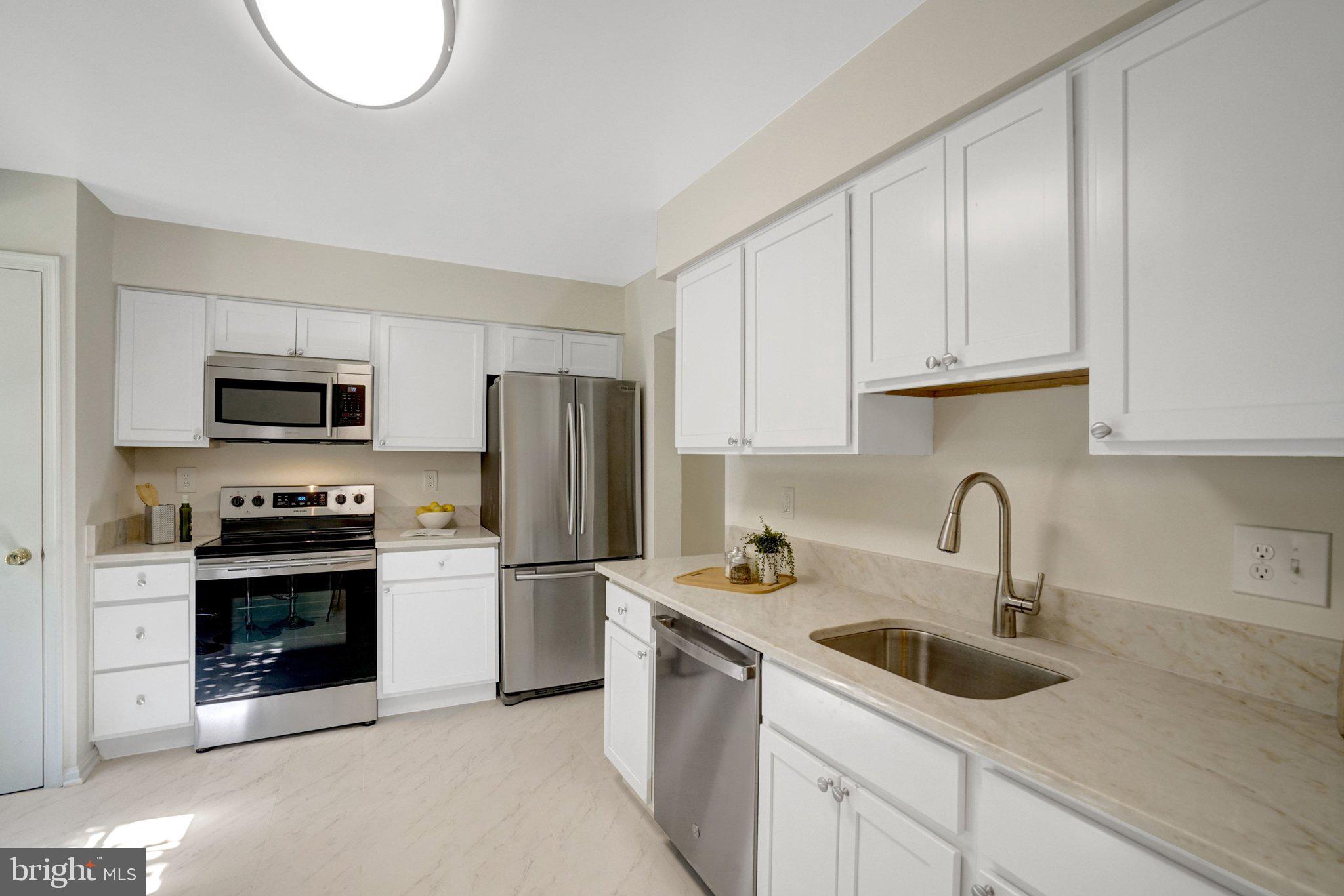 COUNTRY CREEK - Residential