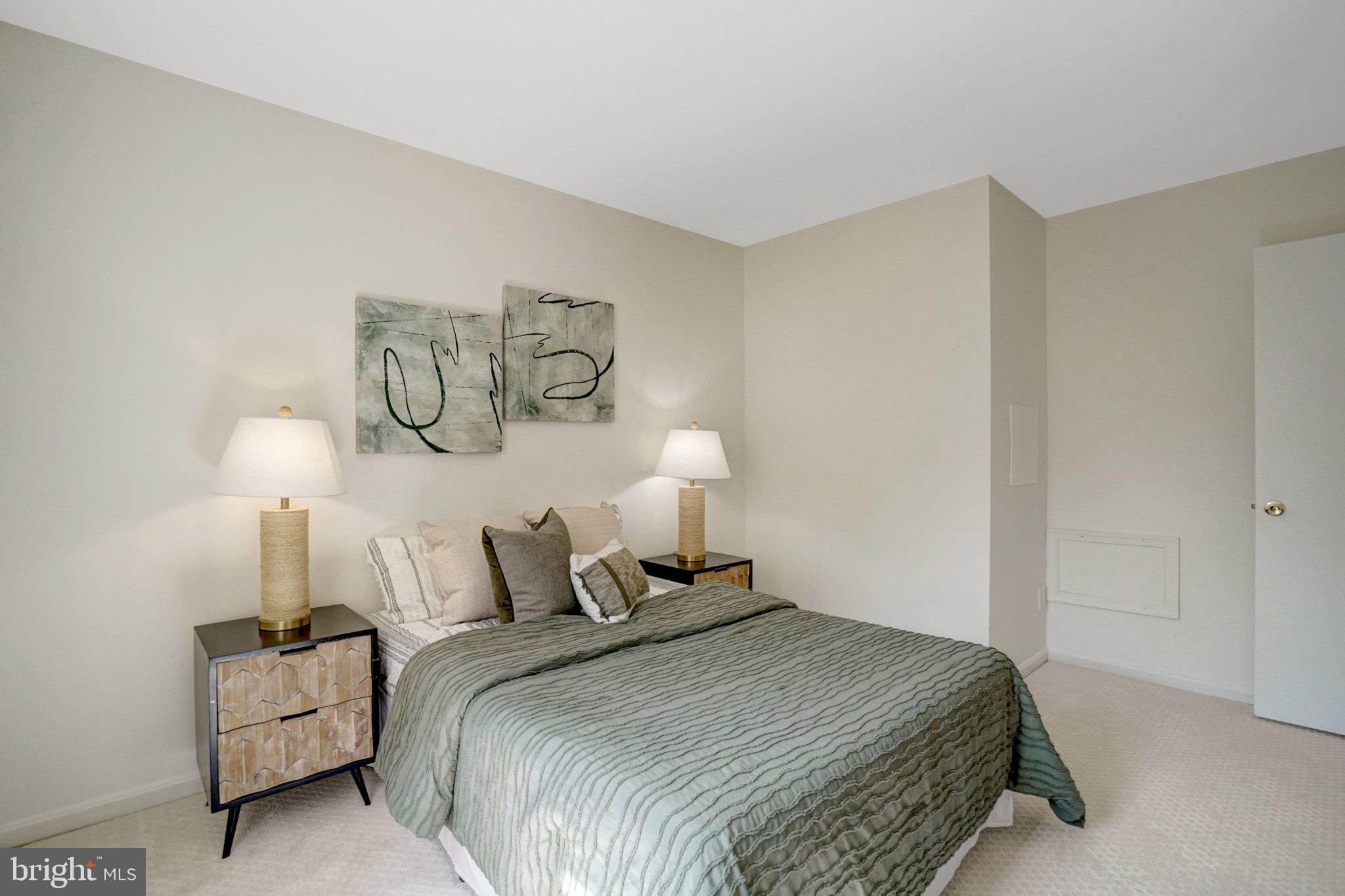 COUNTRY CREEK - Residential