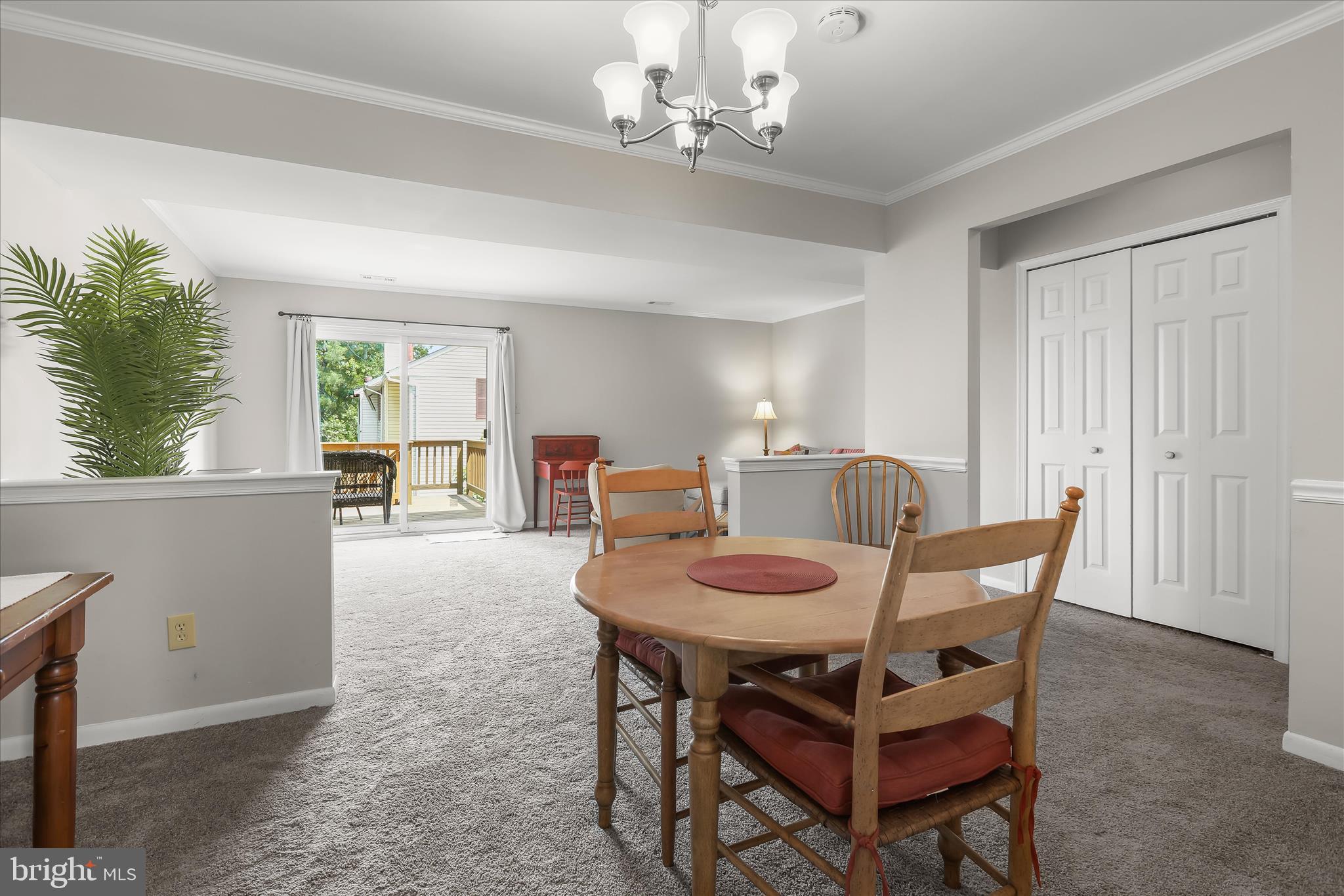 GOVERNORS LANDING - Residential