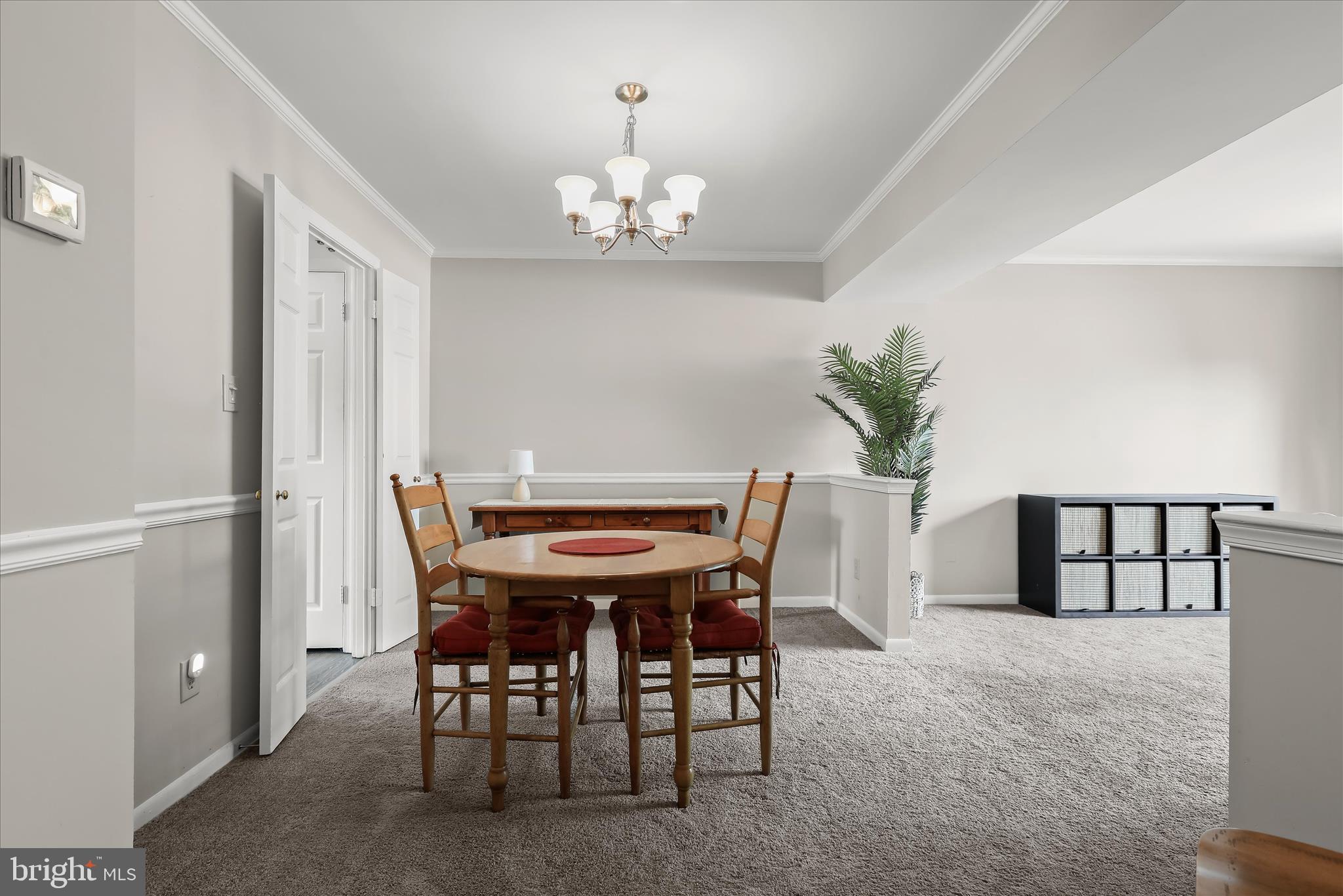 GOVERNORS LANDING - Residential