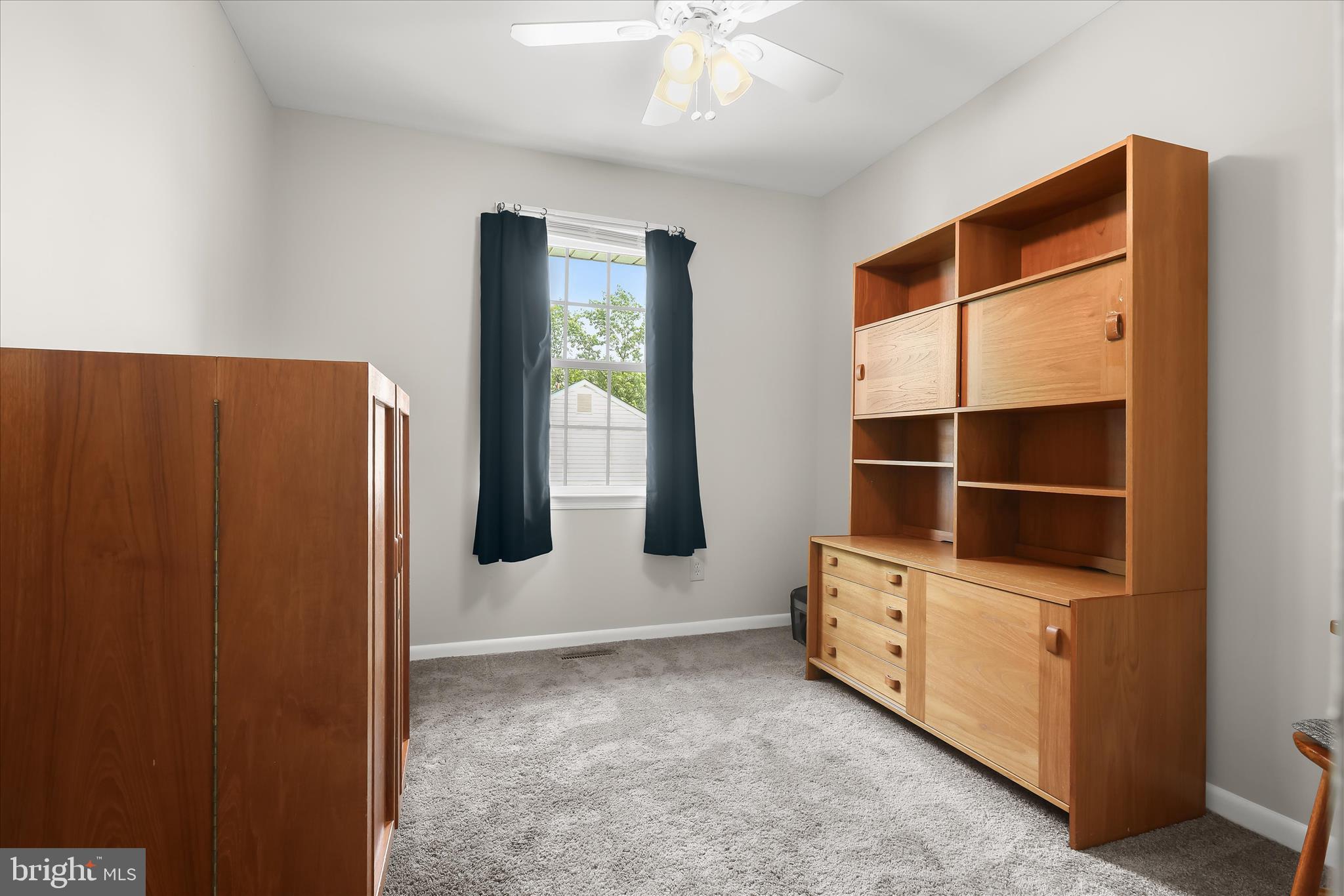 GOVERNORS LANDING - Residential