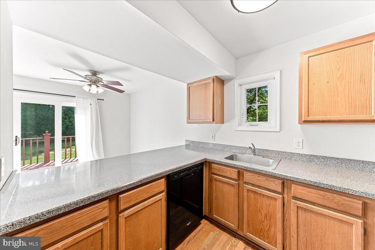 TWIN HILLS - Residential