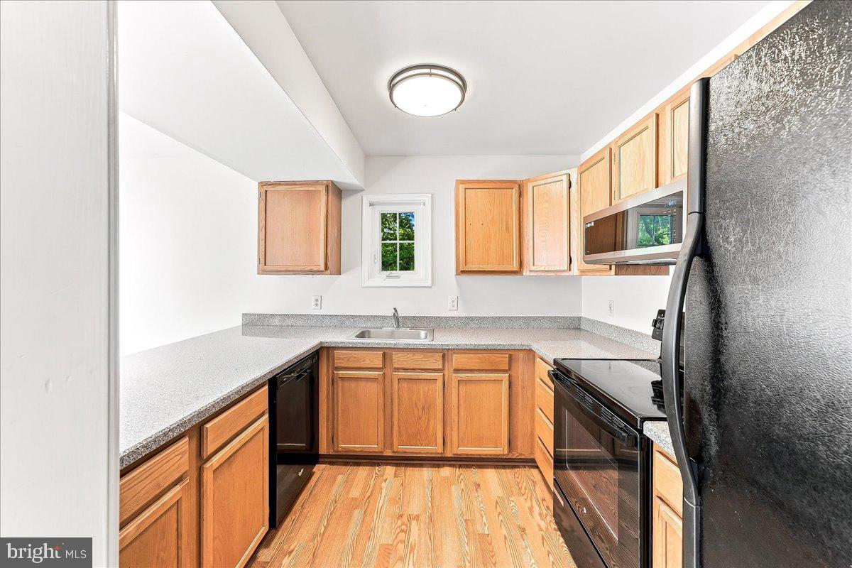TWIN HILLS - Residential