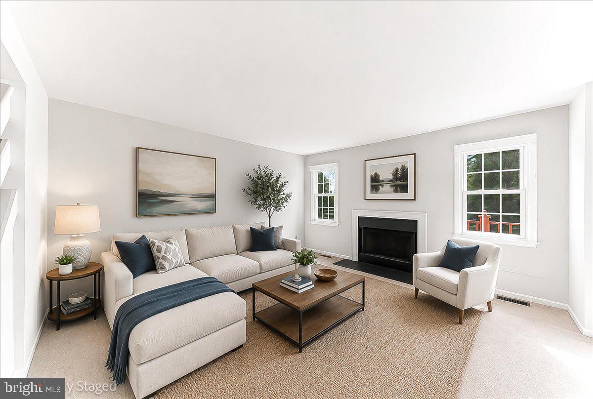 TWIN HILLS - Residential
