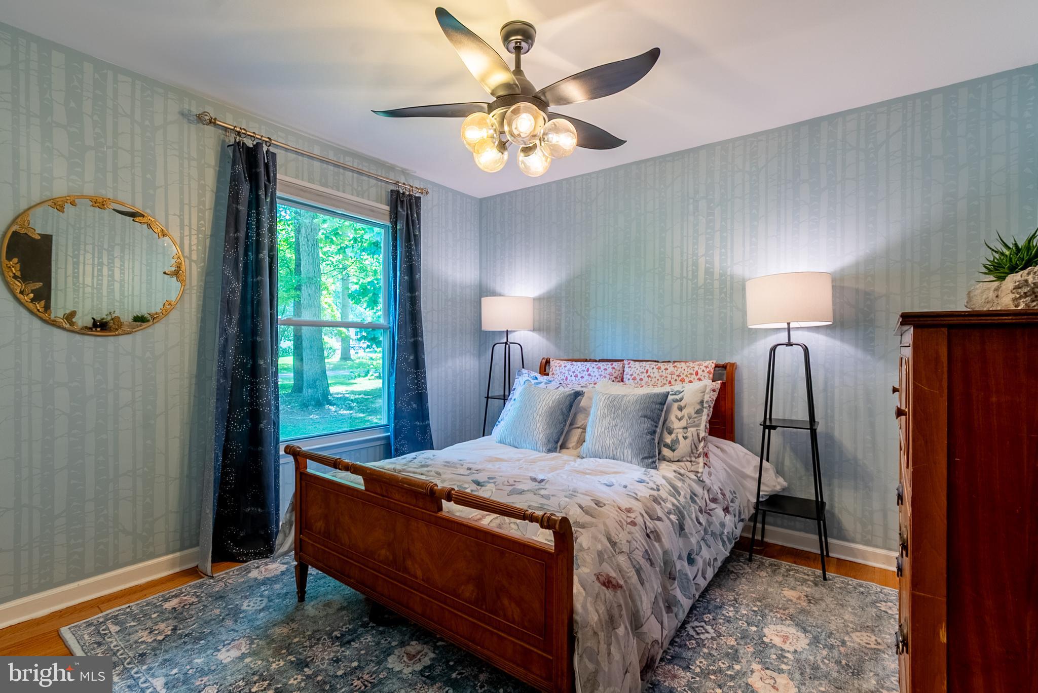 CHAPLINE'S CHOICE - Residential