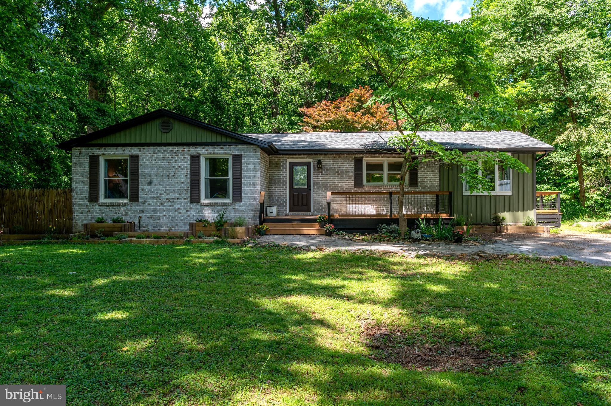 CHAPLINE'S CHOICE - Residential