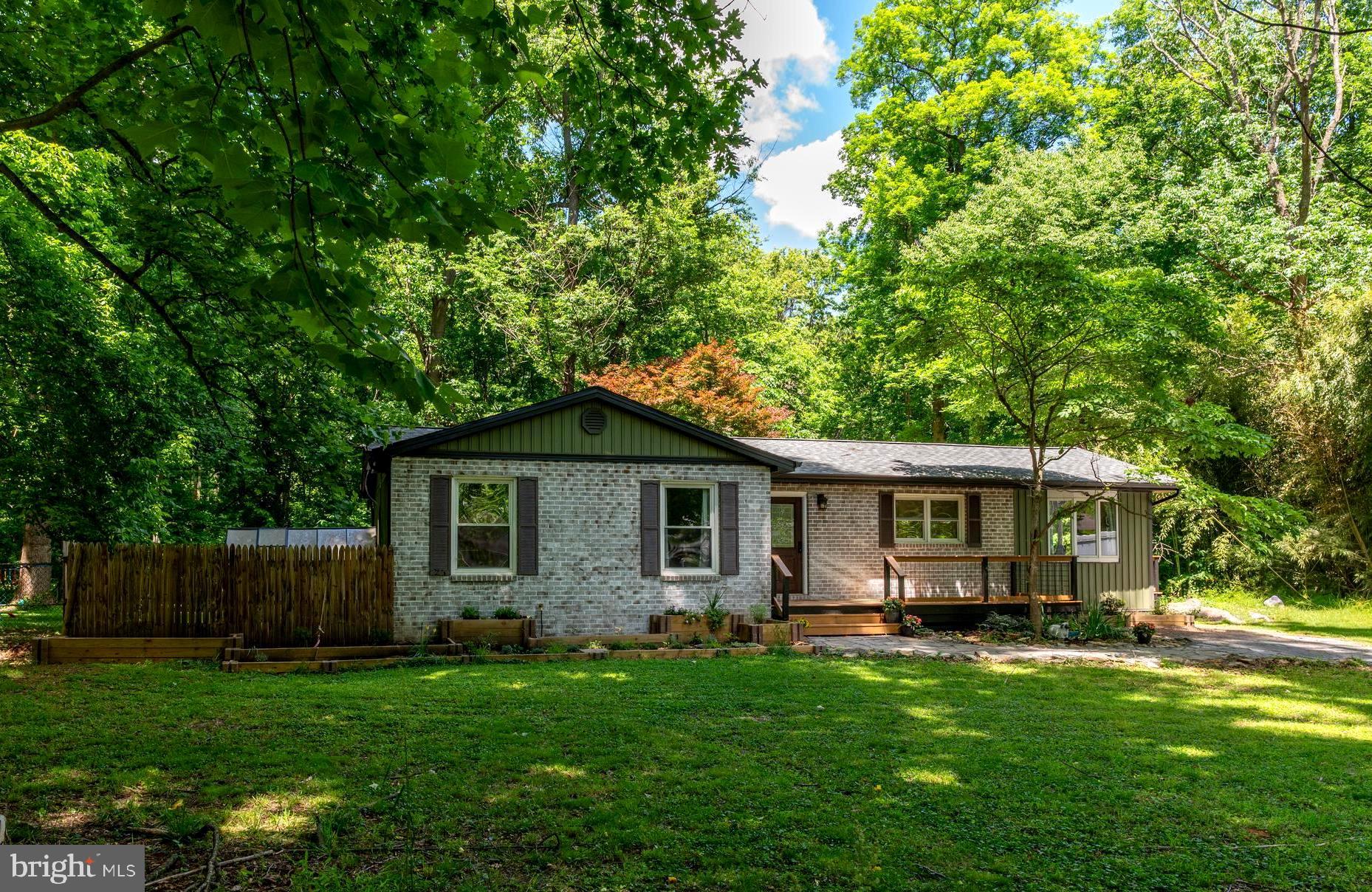 CHAPLINE'S CHOICE - Residential