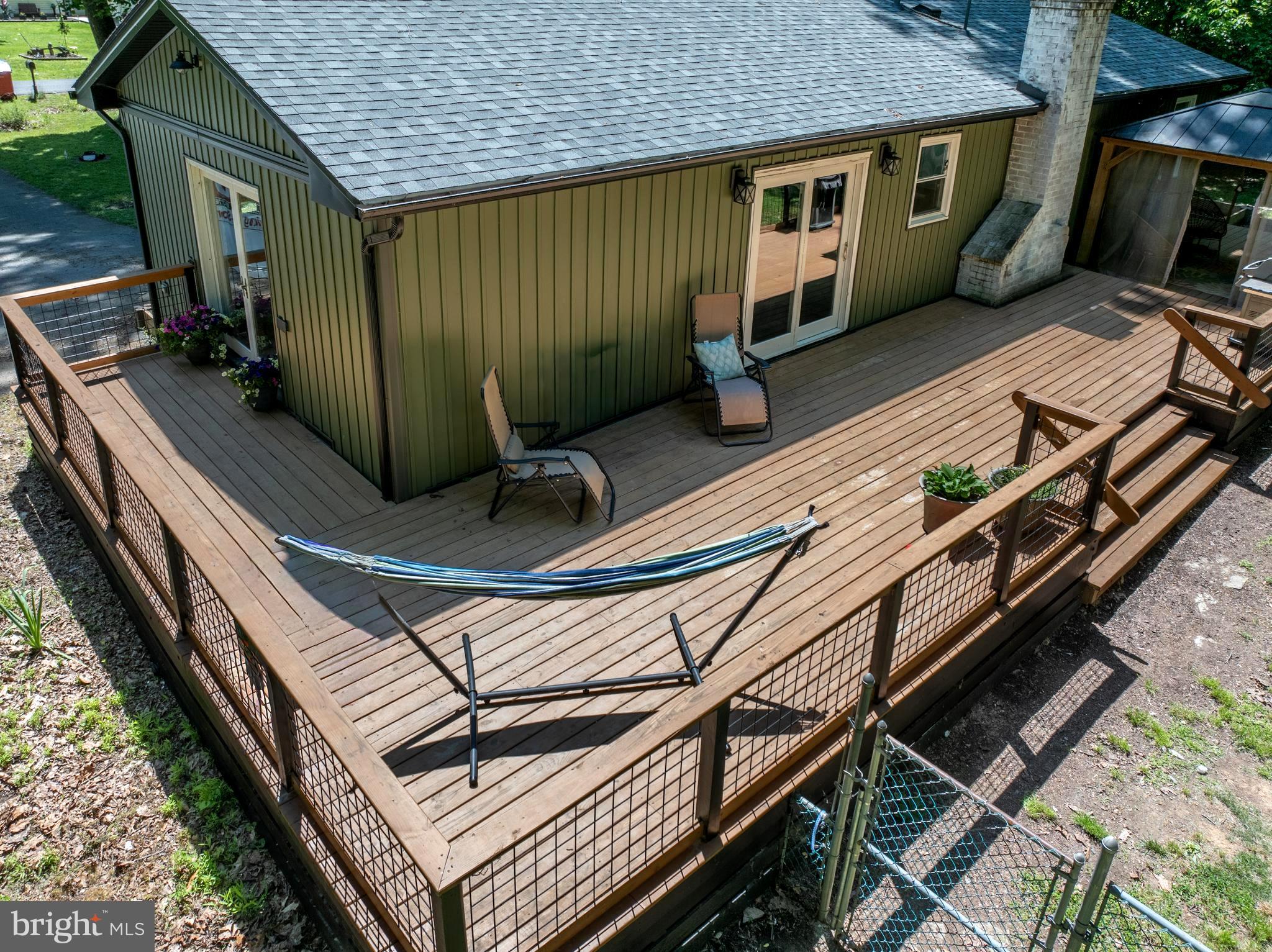 CHAPLINE'S CHOICE - Residential