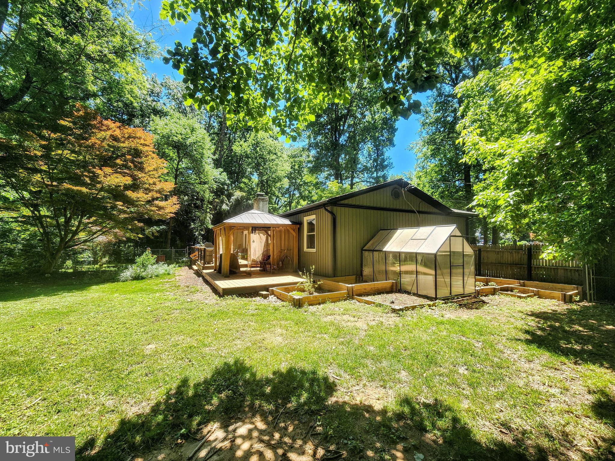 CHAPLINE'S CHOICE - Residential