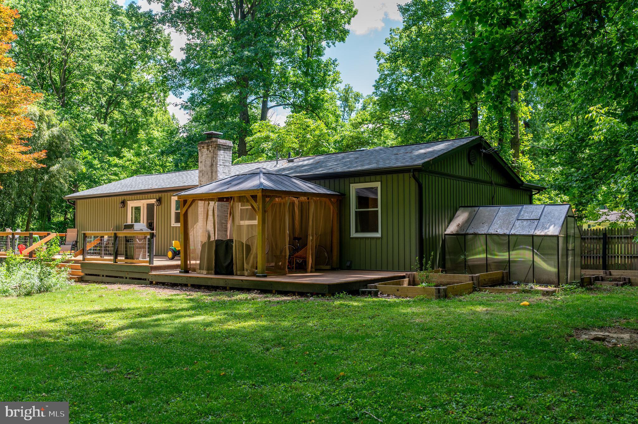 CHAPLINE'S CHOICE - Residential