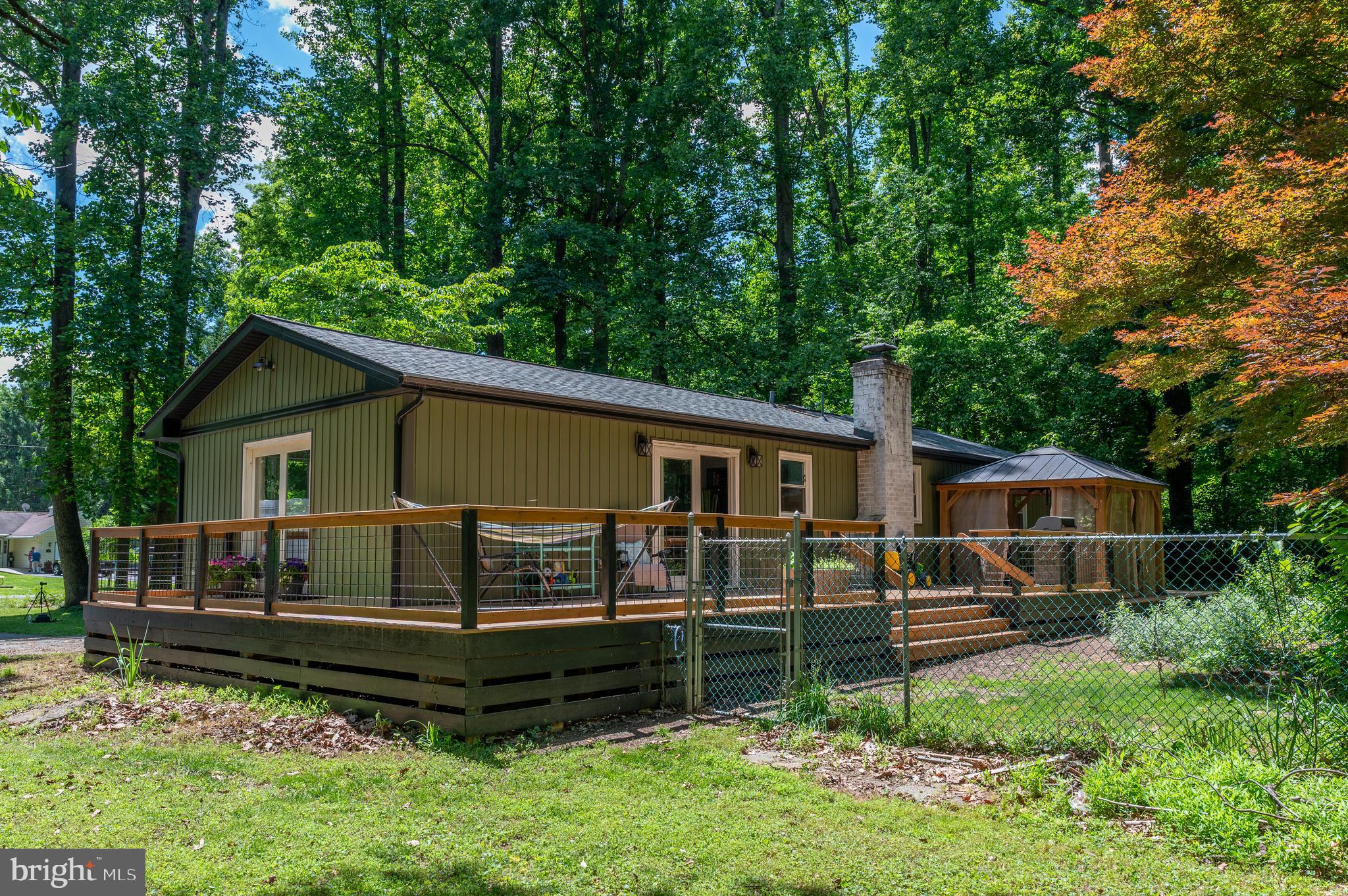 CHAPLINE'S CHOICE - Residential