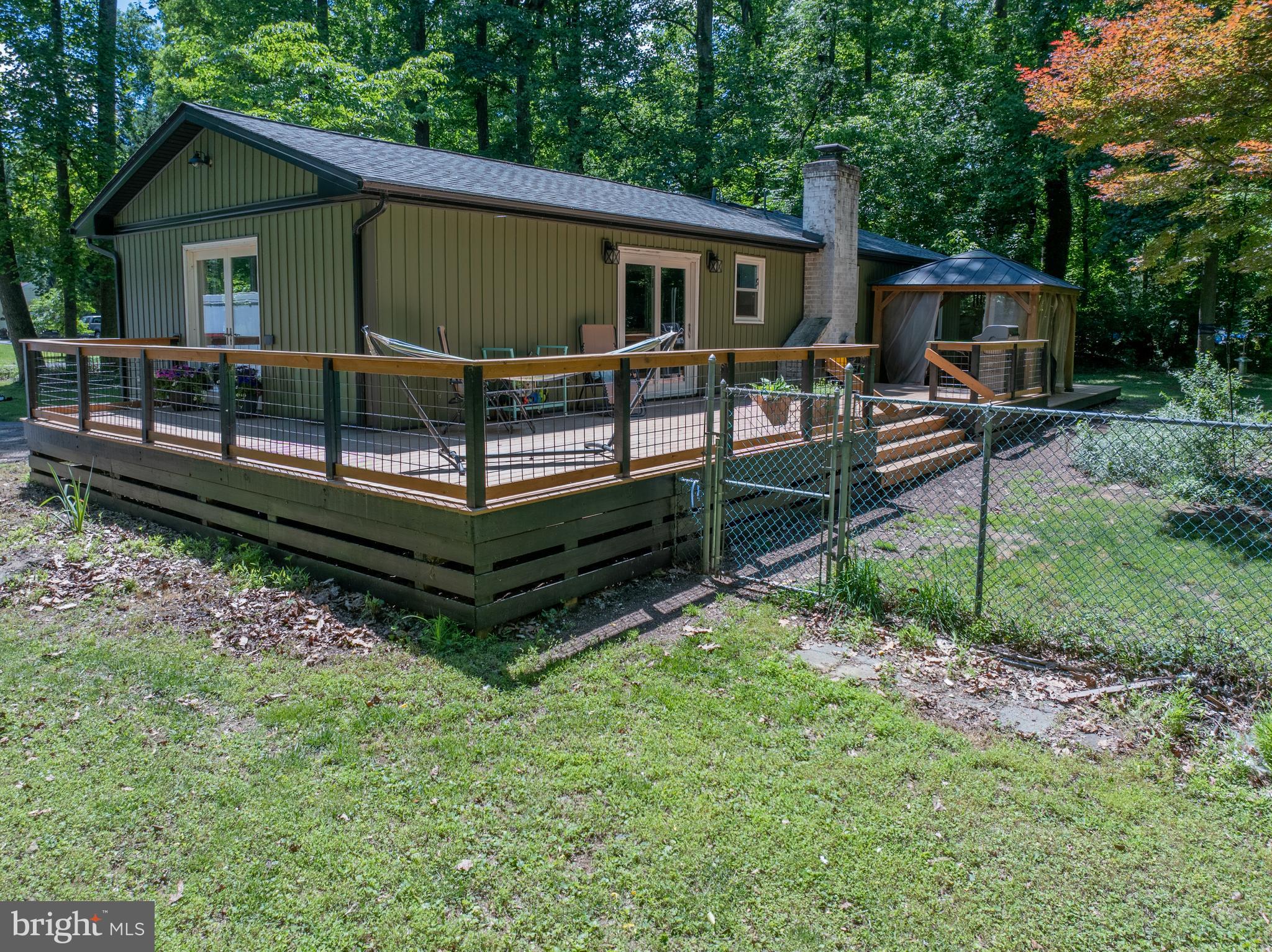 CHAPLINE'S CHOICE - Residential