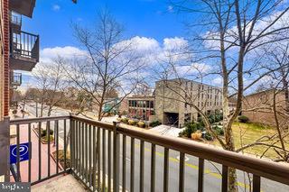 SPECTRUM CONDO - Residential