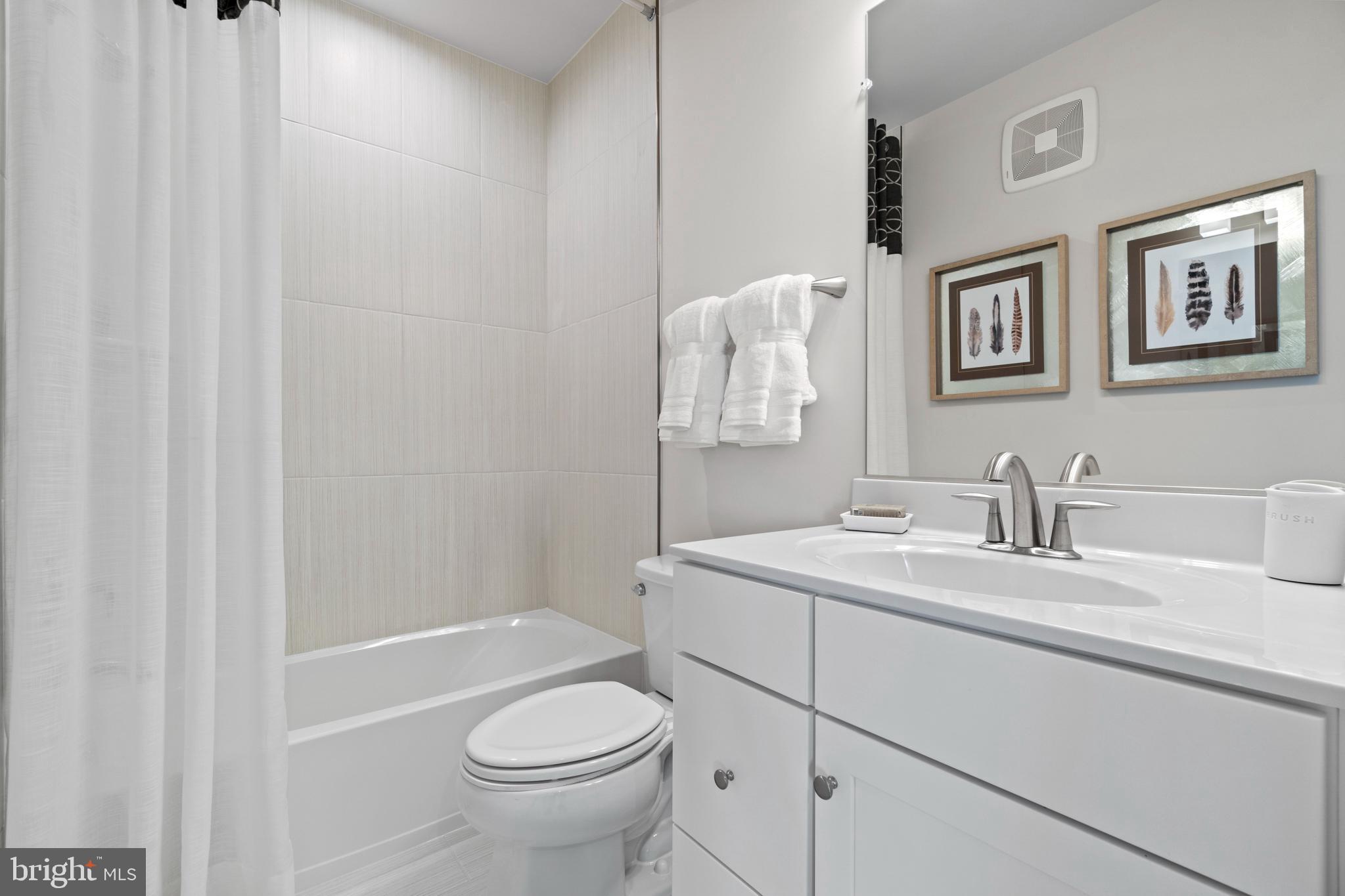ASHBURN STATION - Residential