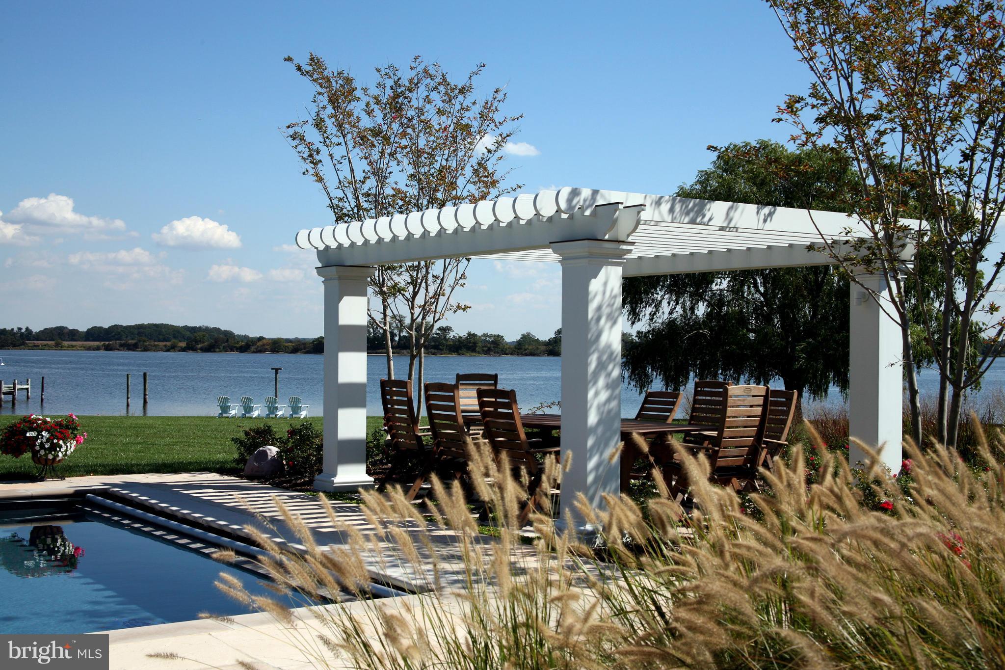 BENNETT POINT - Residential