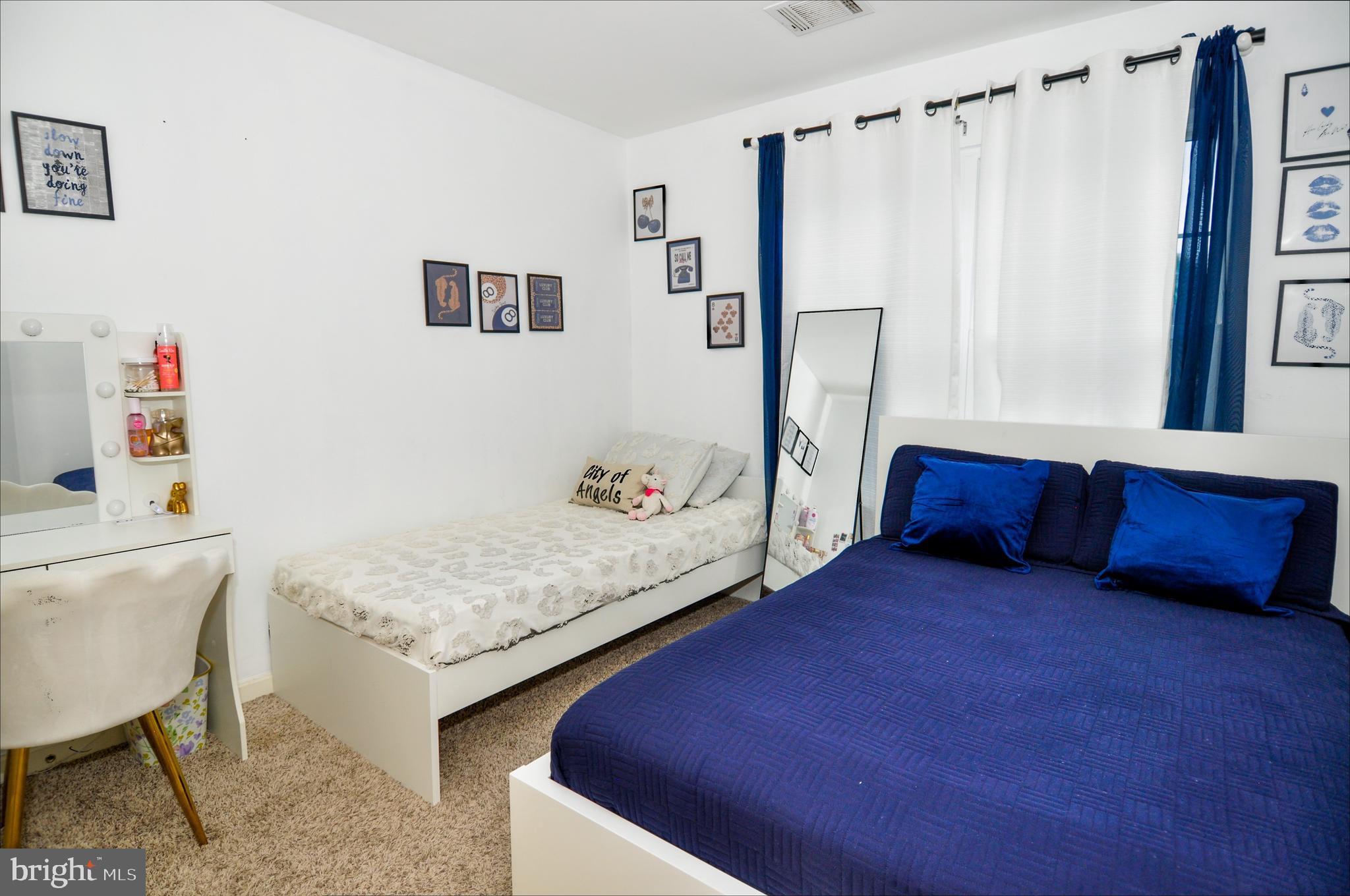 RIDGELEIGH - Residential