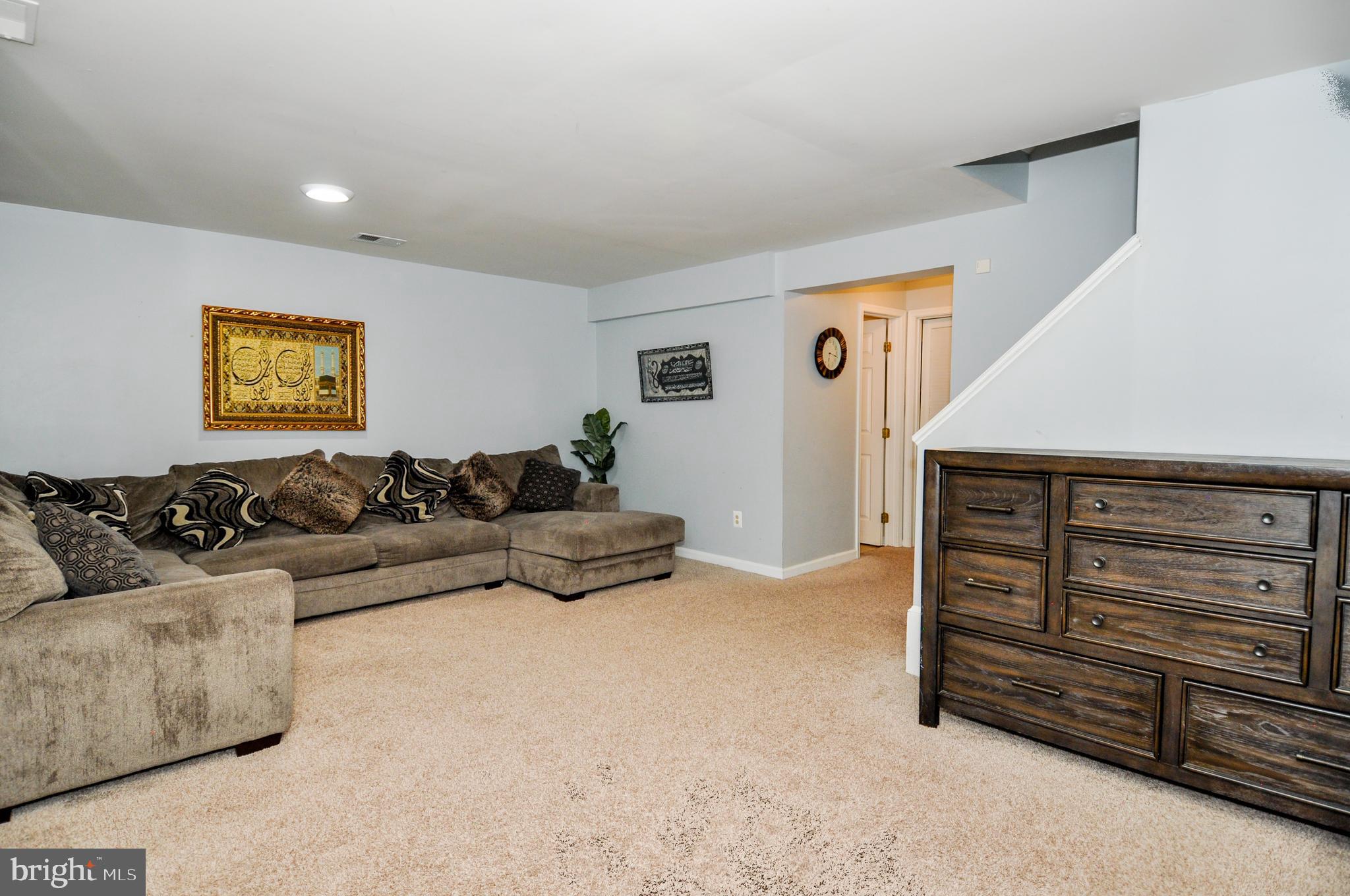 RIDGELEIGH - Residential