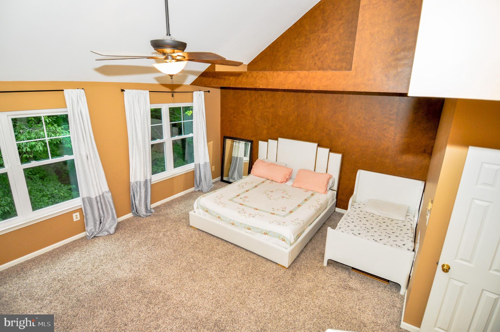 RIDGELEIGH - Residential