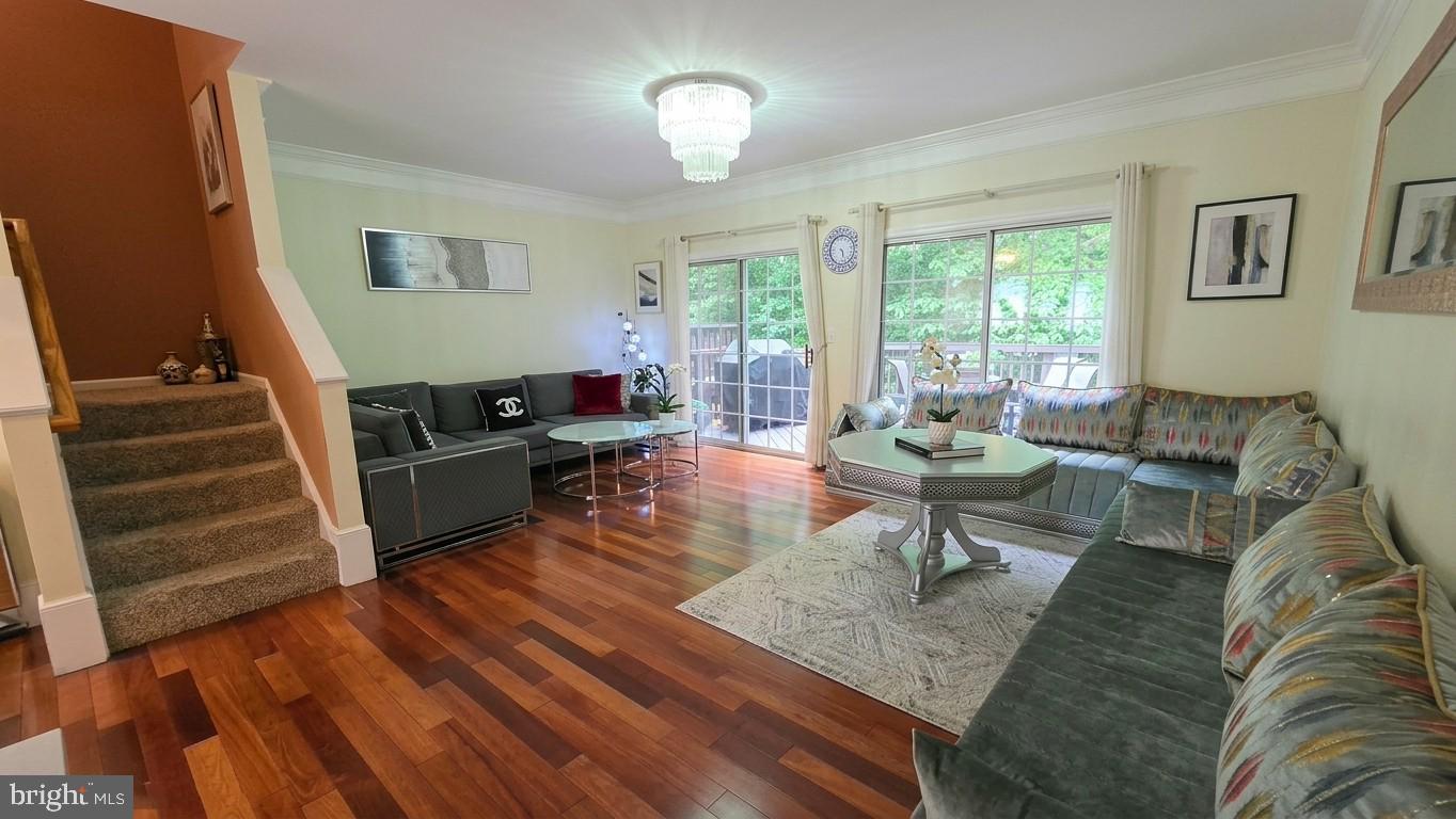 RIDGELEIGH - Residential